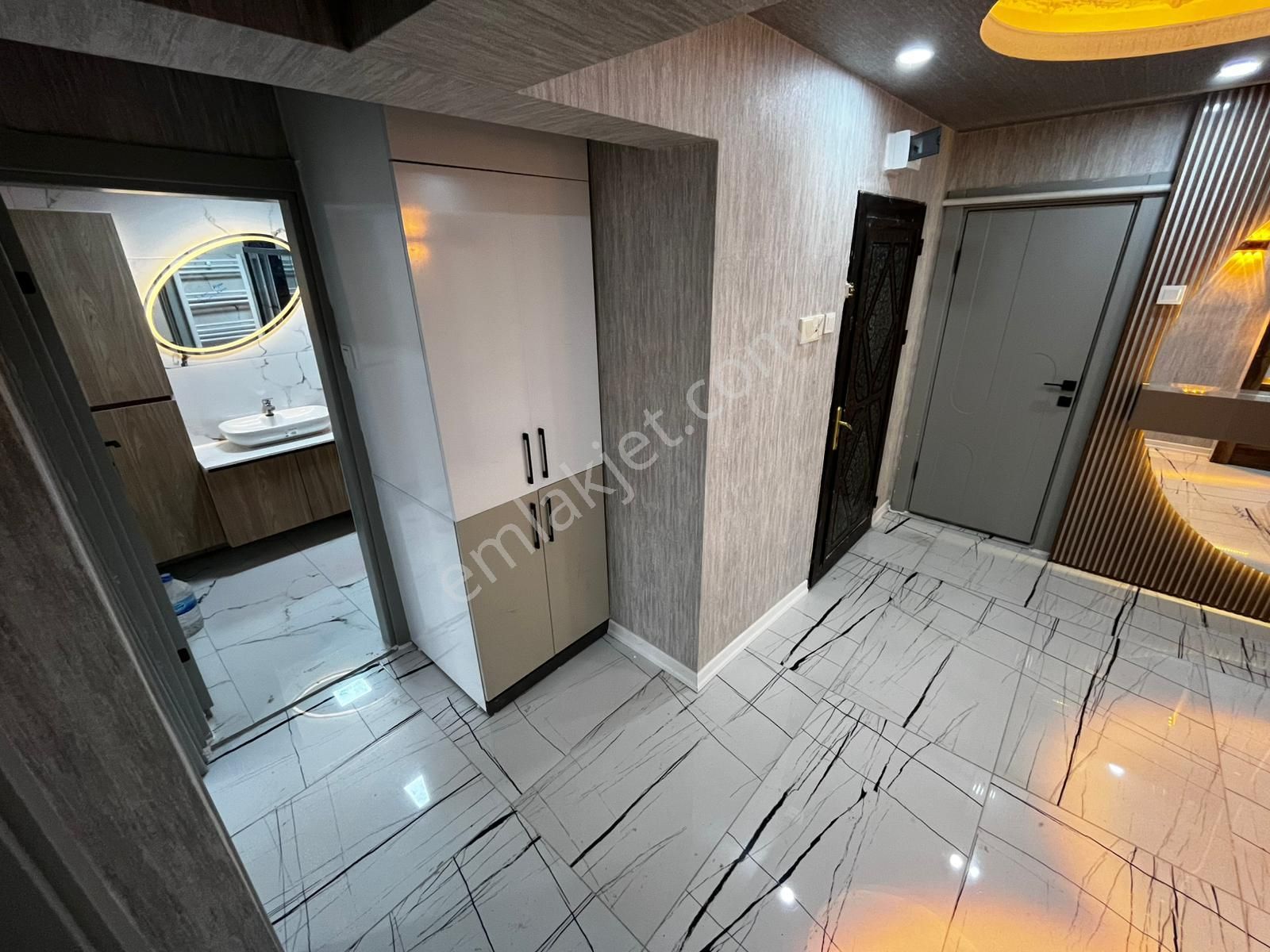 Es-as'tan Plevne Mahallesinde 3+1 Ultra Lüx Ön Cephe Daire - Görsel 24