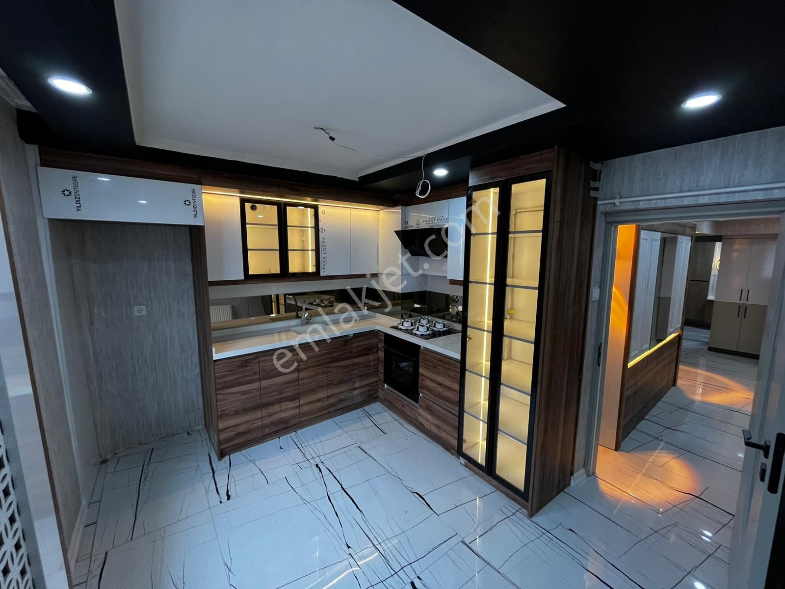 Es-as'tan Plevne Mahallesinde 3+1 Ultra Lüx Ön Cephe Daire - Görsel 2