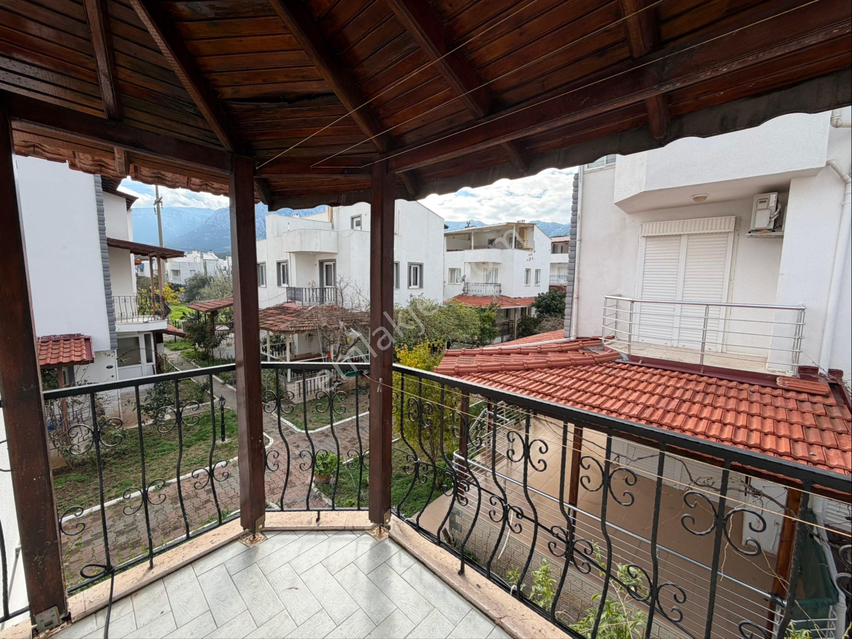 Karaburun İskele Mahallesi Mimoza Koyunda 4+1 Satılık Villa - Görsel 19