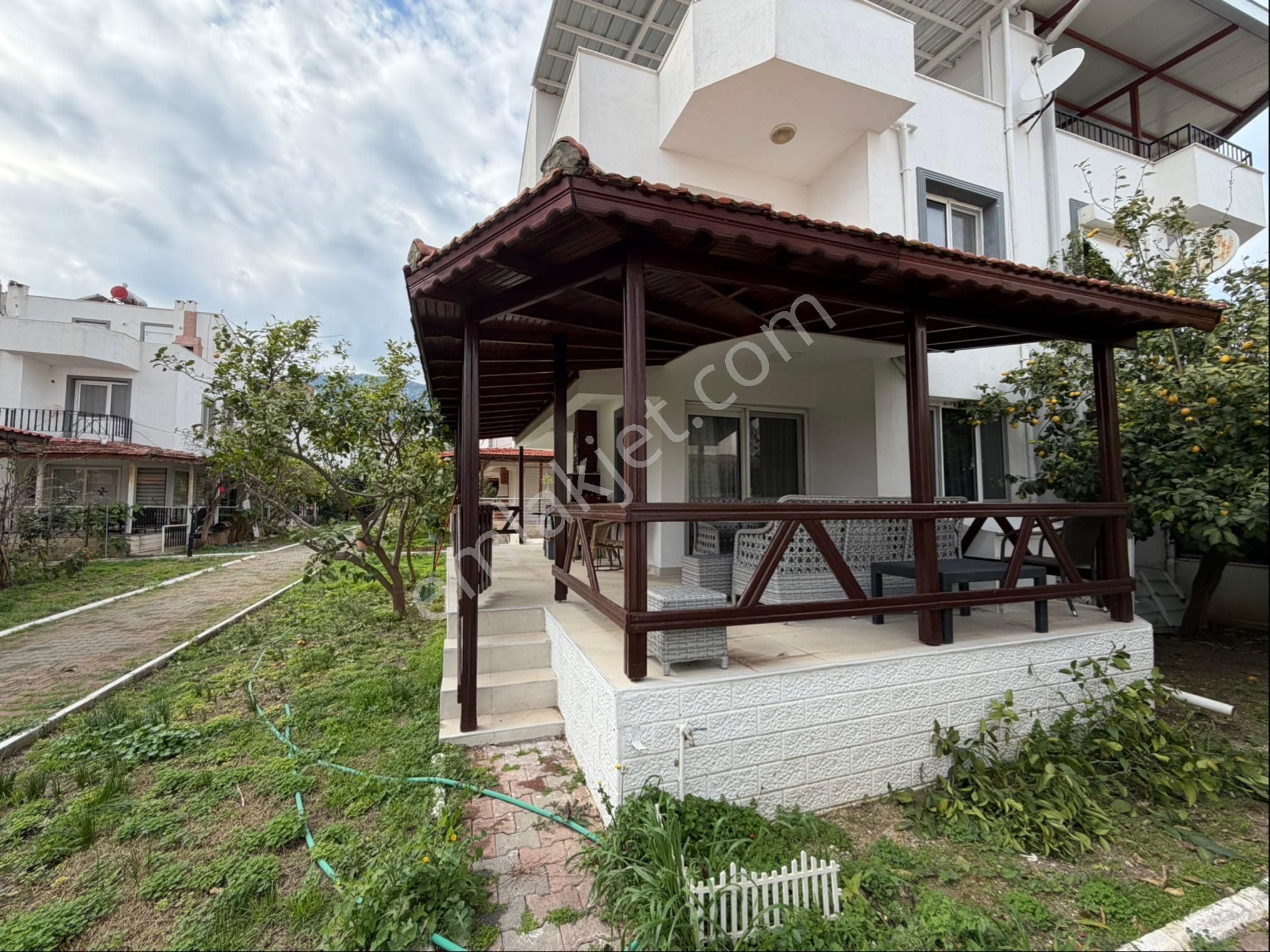 Karaburun İskele Mahallesi Mimoza Koyunda 4+1 Satılık Villa - Görsel 3