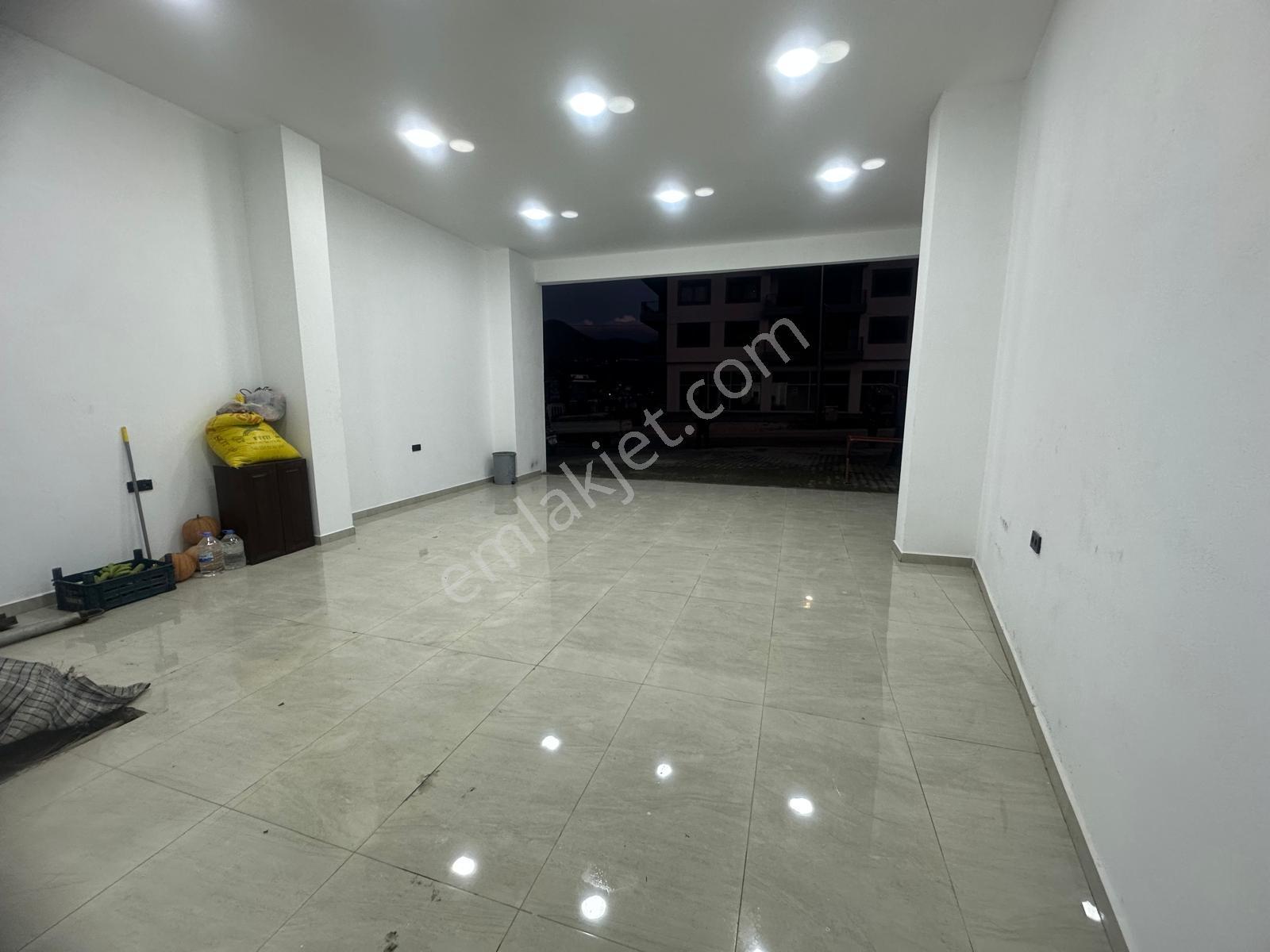 Alanya Çıplaklı Mah.kiralık 40 M2 Dükkan - Görsel 4