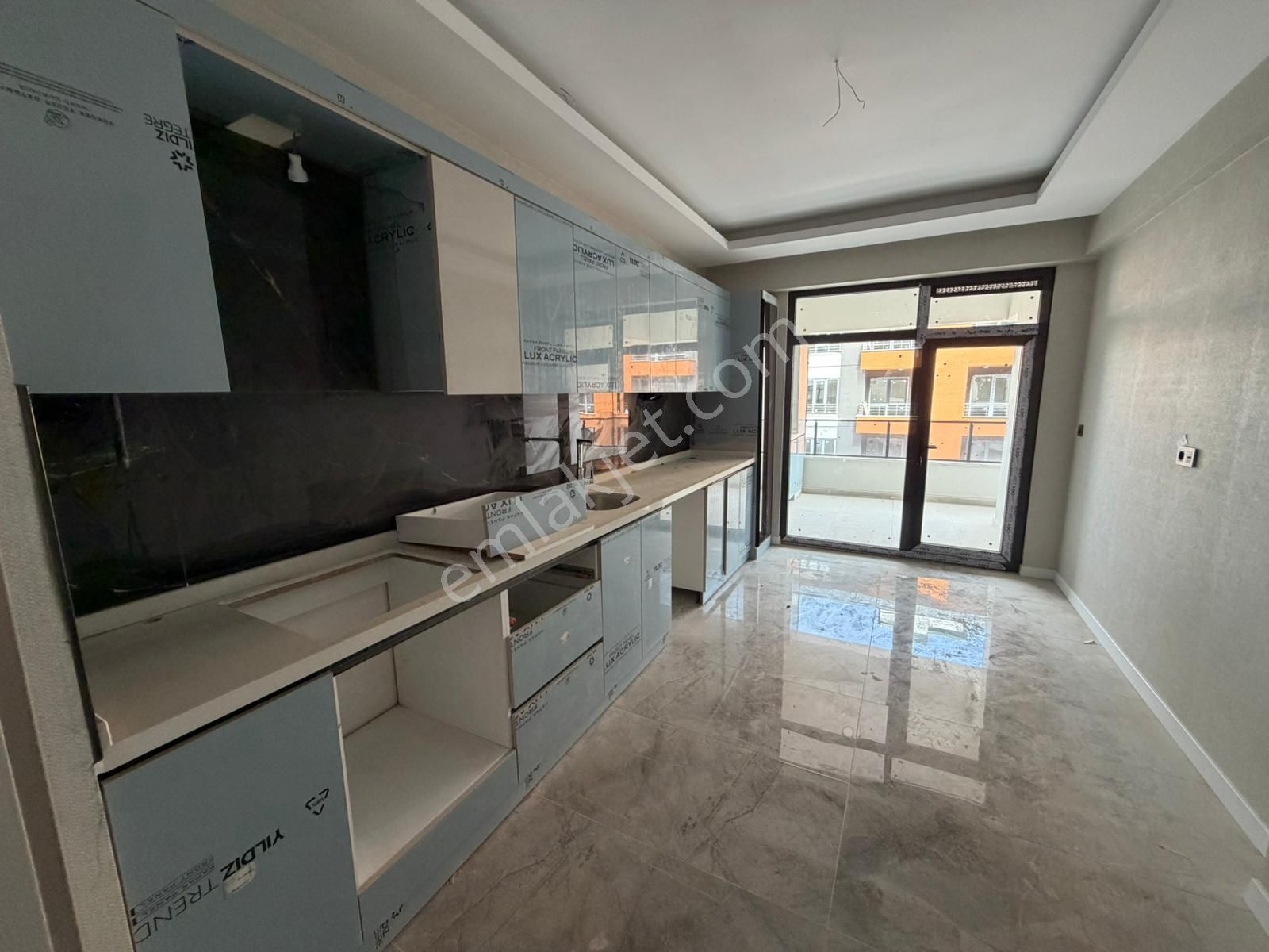 Ev Sahibinden Site İçi Köşe 3 Cepheli Arakat 3.5+1 Lüx Daire - Görsel 7