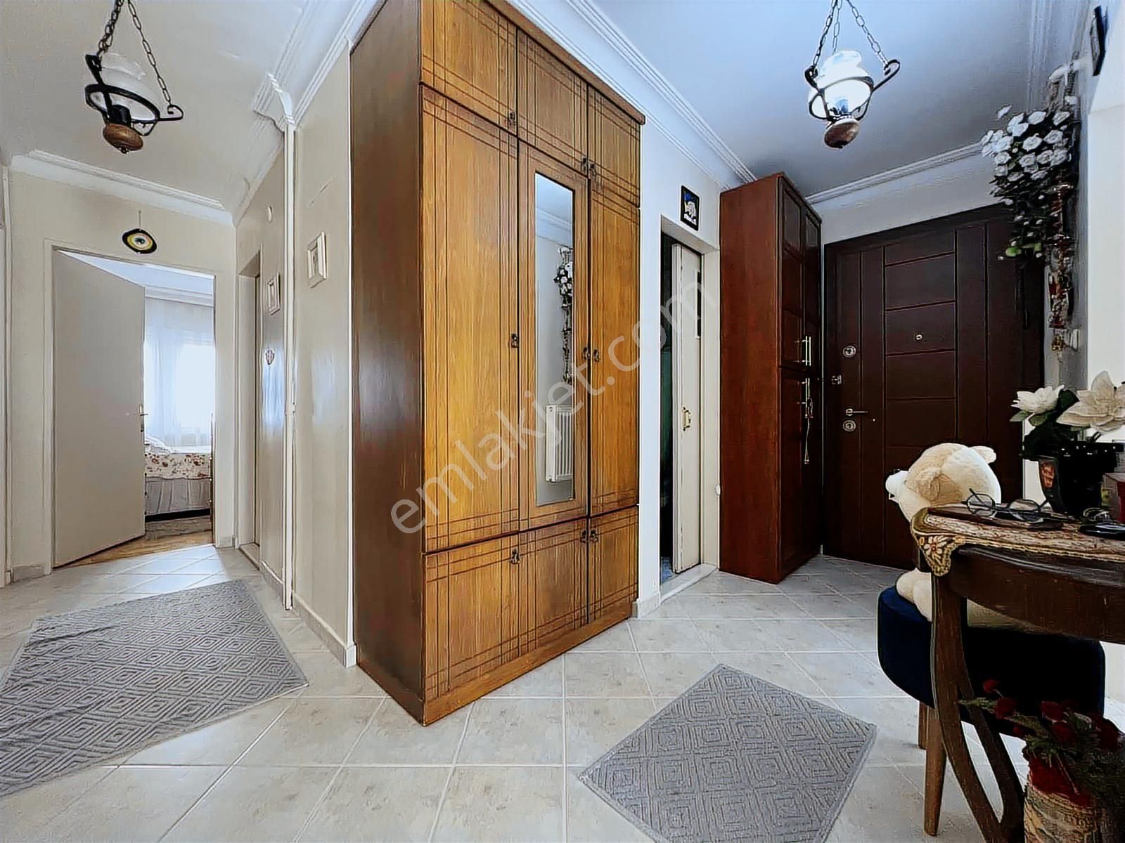 Ata 2 Sitesi Çıkışa Yakın Konumda Dekorasyonlu 3+1 Daire - Görsel 3
