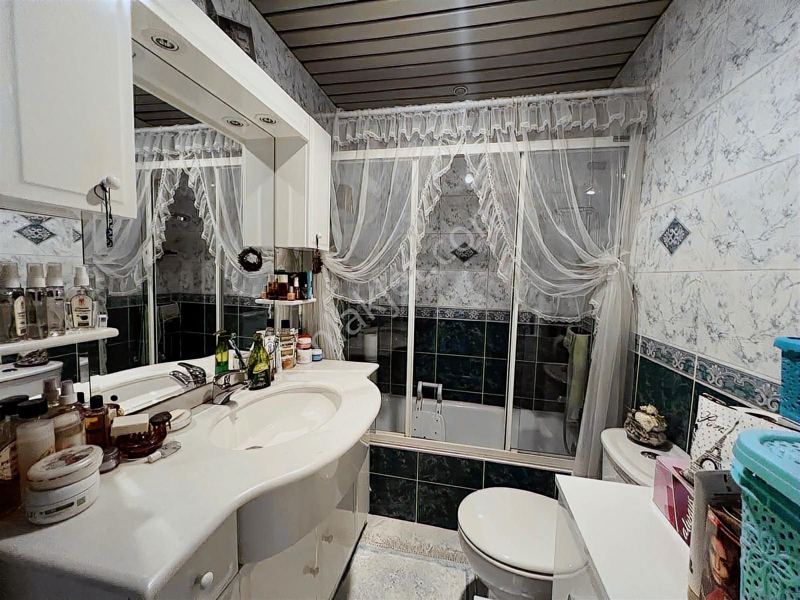 Ata 2 Sitesi Çıkışa Yakın Konumda Dekorasyonlu 3+1 Daire - Görsel 10