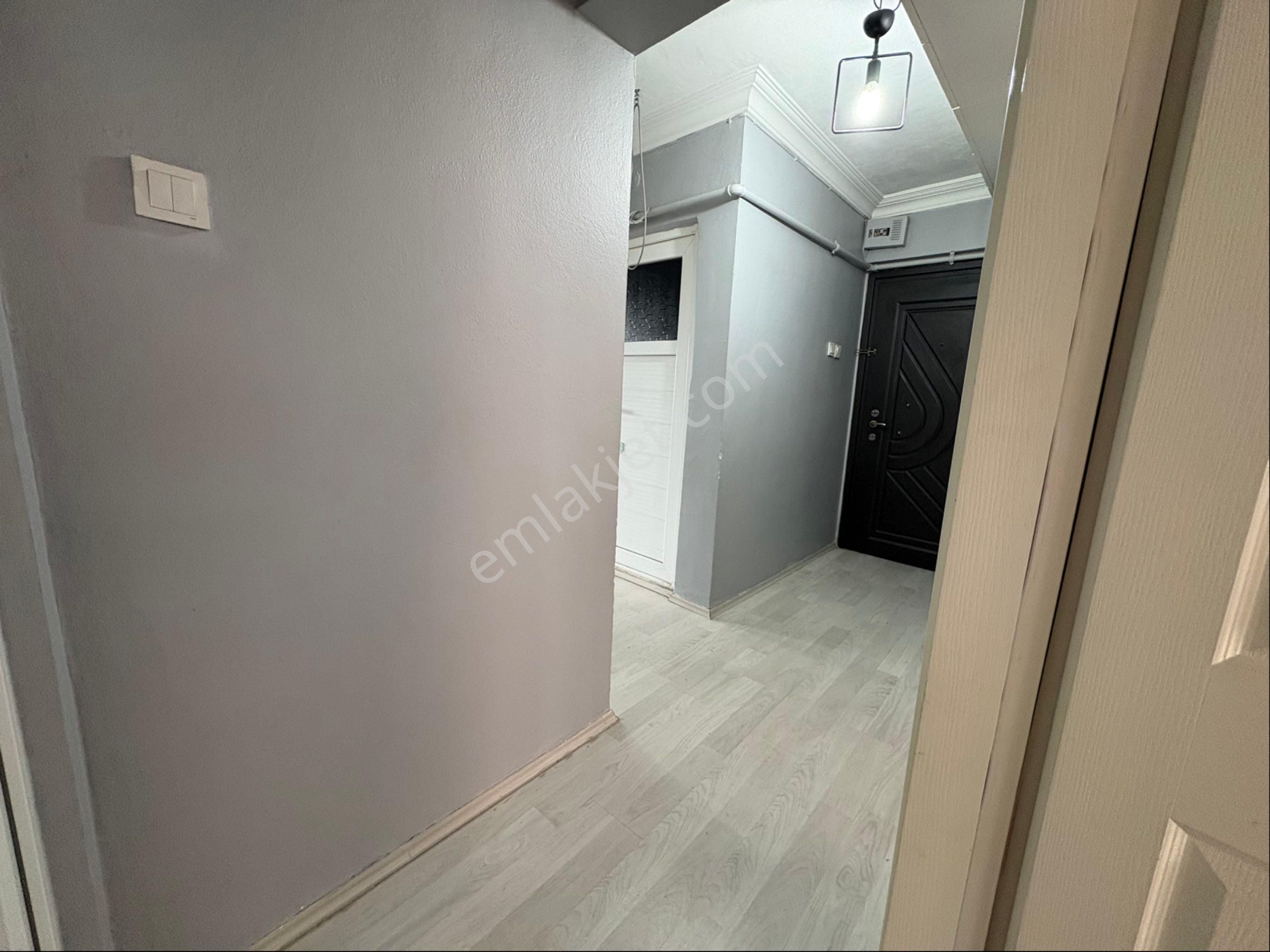 Emirsultan Zeyniler Cami Yanında, Yokuş Yok, Bakımlı Daire - Görsel 15