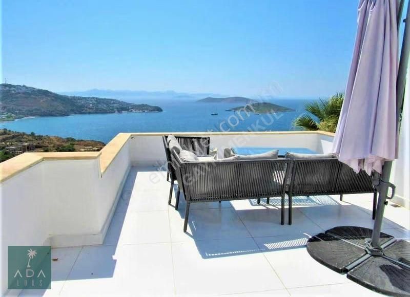 Bodrum Yalıkavakta Kiralık 3+1 Plajlı Villa - Görsel 23