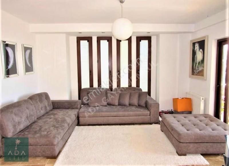 Bodrum Yalıkavakta Kiralık 3+1 Plajlı Villa - Görsel 25