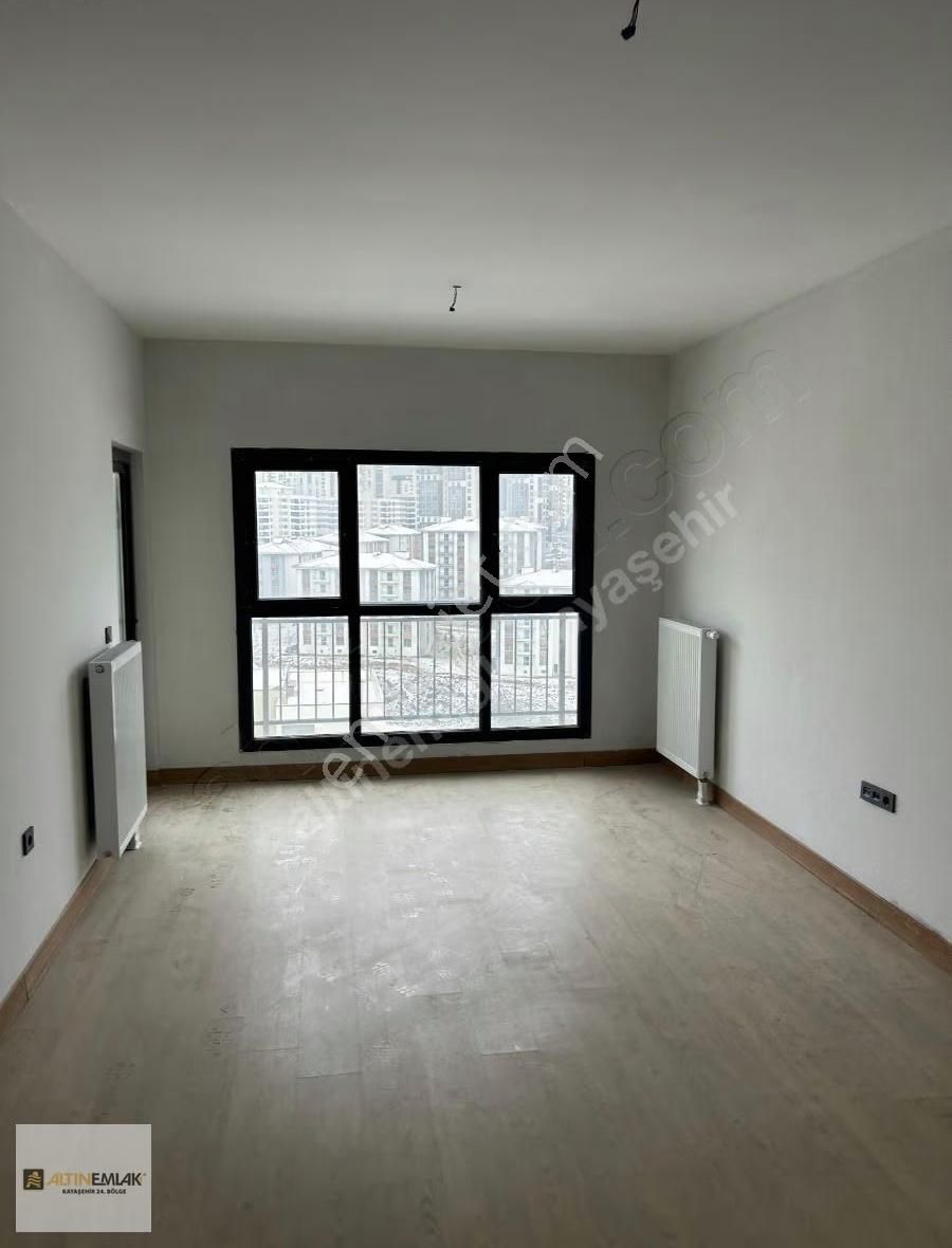 Kayaşehir 26. Bölge Satılık 3+1 Yüksek Giriş Teminatlı Daire