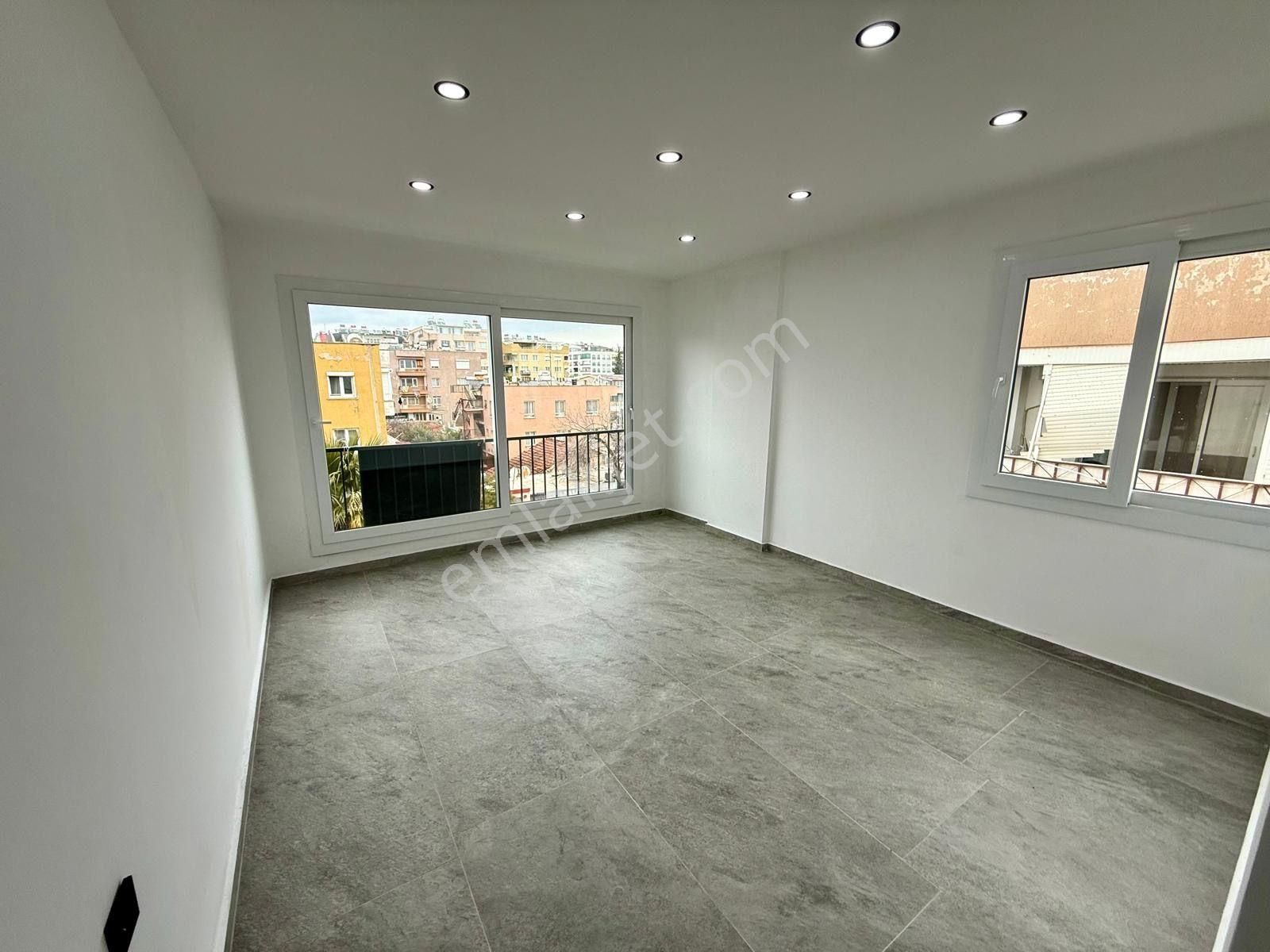 Kiralık 2+1 Full Yapılı Ön Cephe Cumhuriyet Cad. Üstü - Görsel 14