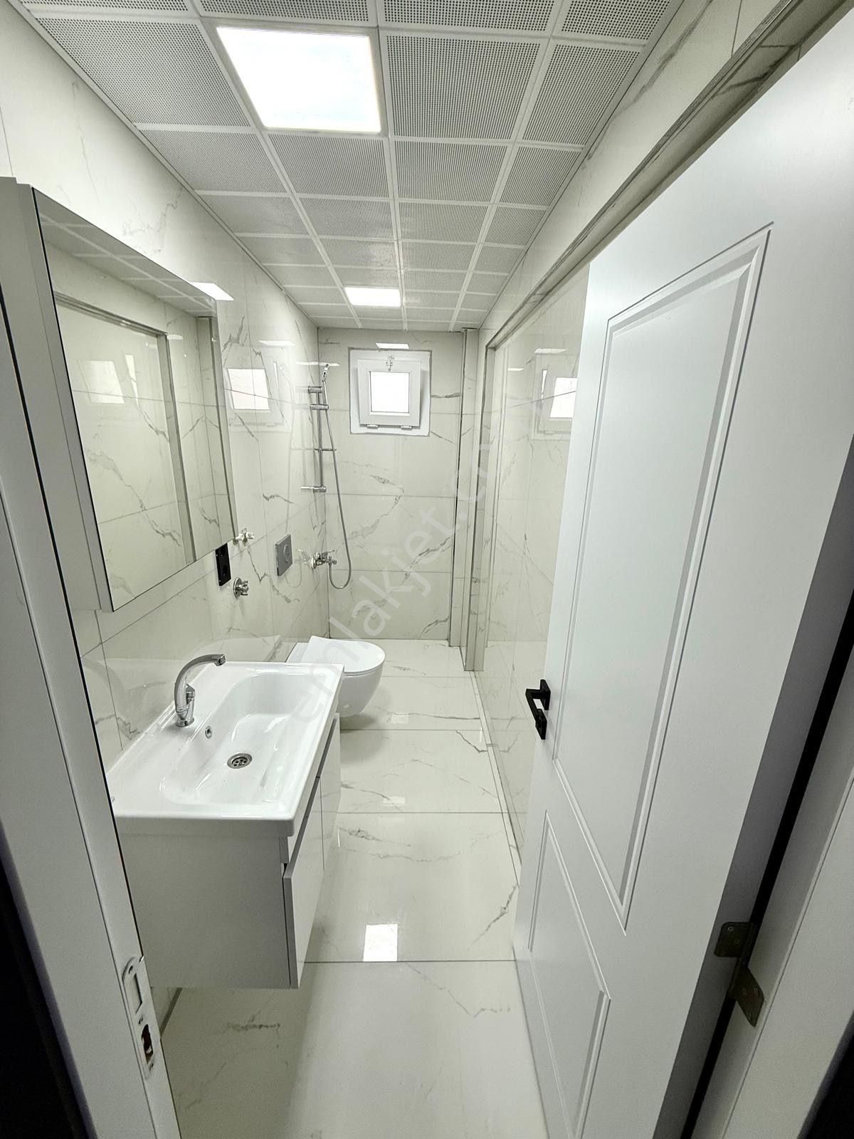 Kiralık 2+1 Full Yapılı Ön Cephe Cumhuriyet Cad. Üstü - Görsel 26