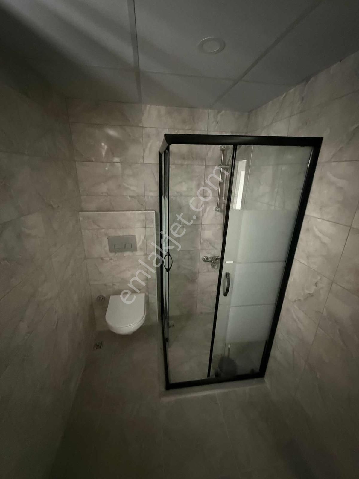 Mut Grouptan Çarşıda Kiralık Sıfır 1+1 Daire - Görsel 4