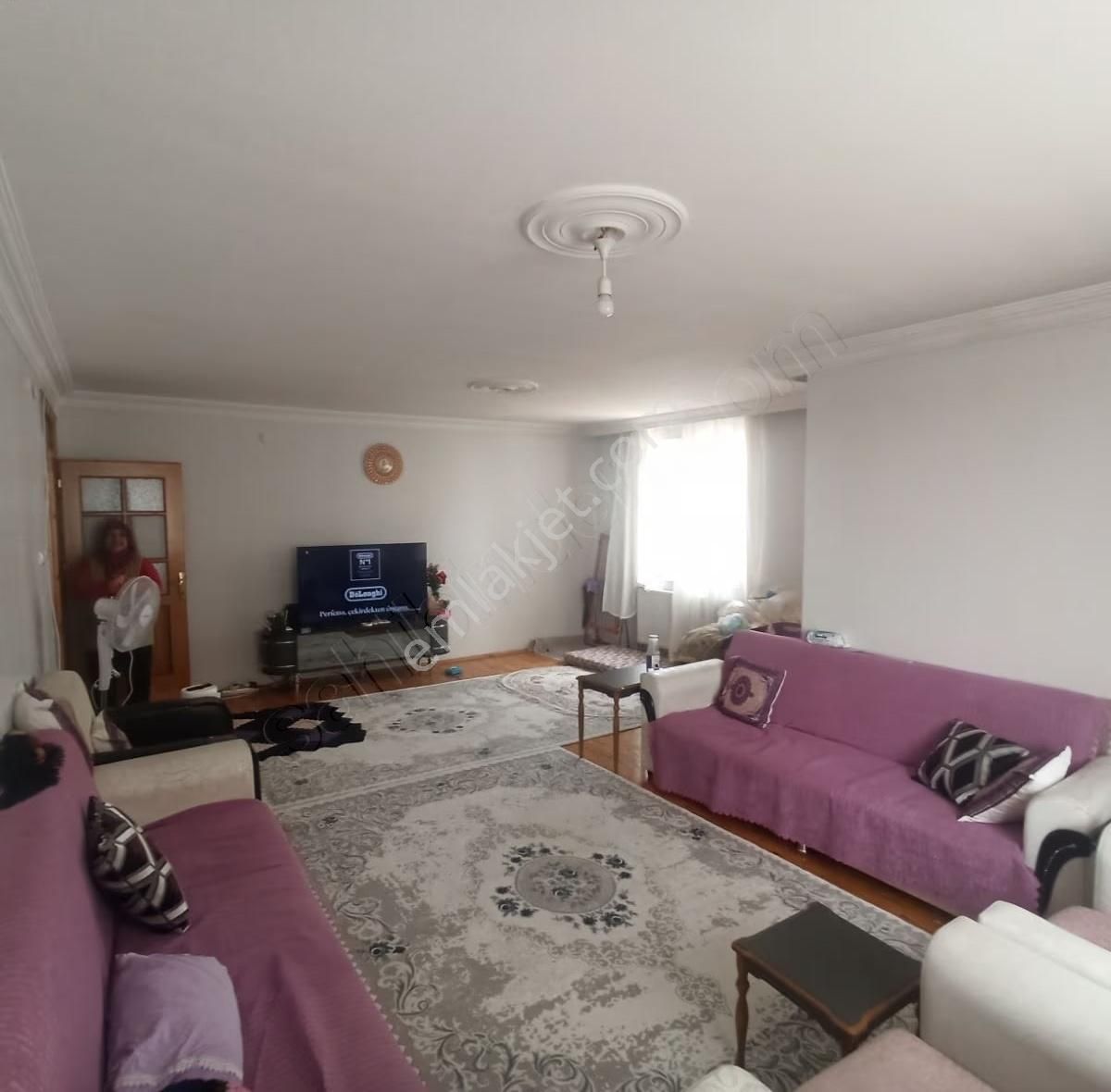 Satılık Otagar Yanı 3+1 Arakat 180m2