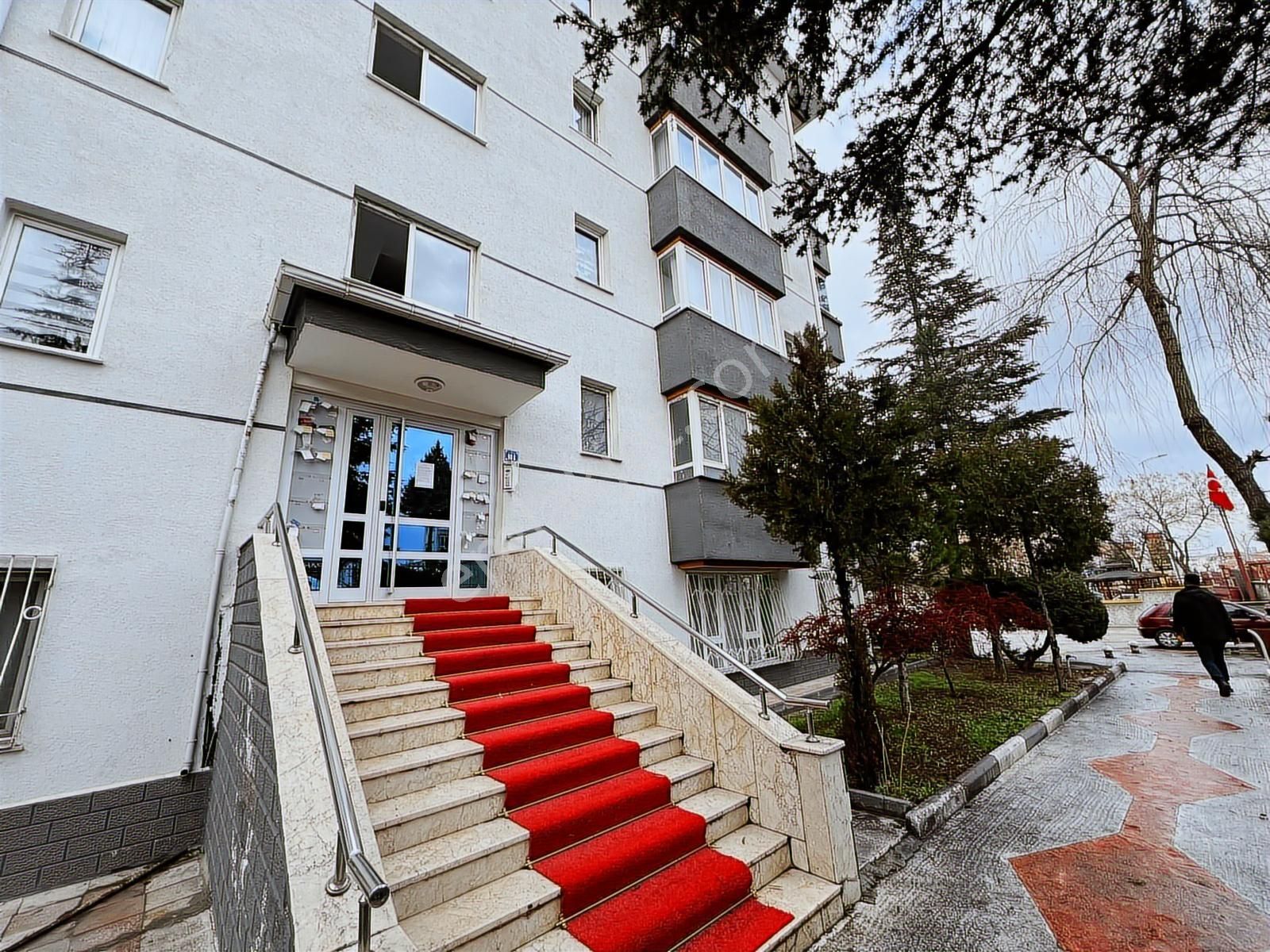 Kartal'dan Sincan'da Ara Kat 3+1 Mantolamalı Kombili