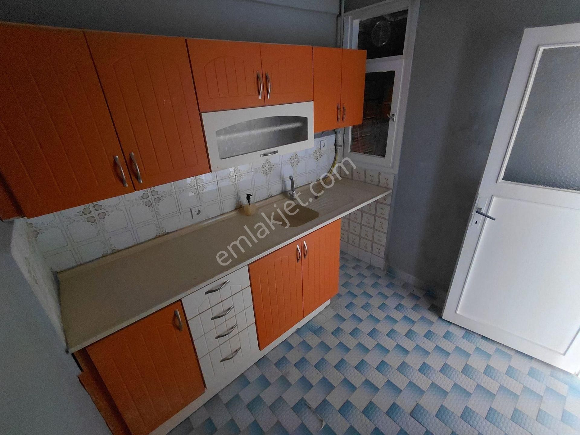 Karanlık Oda Yok-ayrı Mutfaklı-balkonlu-ayrı Wc'li 2+1 Kiralık - Görsel 13