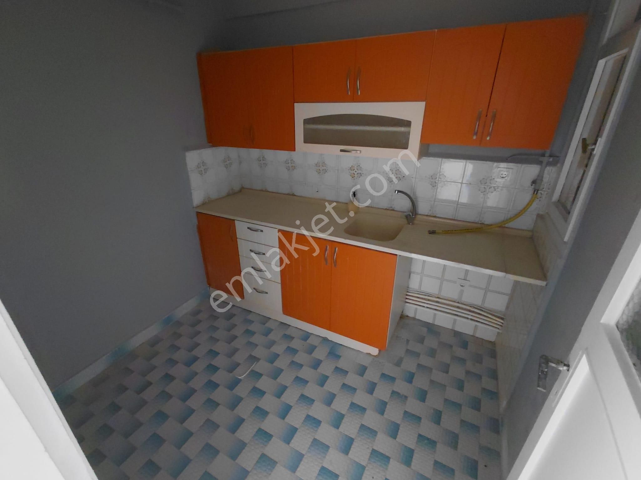 Karanlık Oda Yok-ayrı Mutfaklı-balkonlu-ayrı Wc'li 2+1 Kiralık - Görsel 15