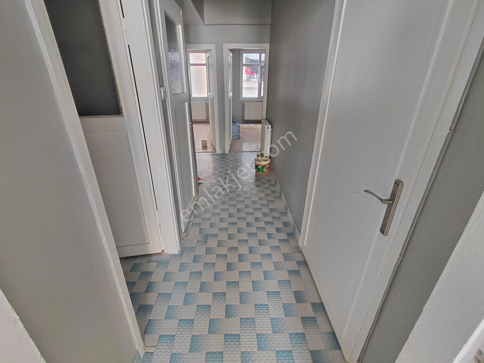 Karanlık Oda Yok-ayrı Mutfaklı-balkonlu-ayrı Wc'li 2+1 Kiralık - Görsel 12