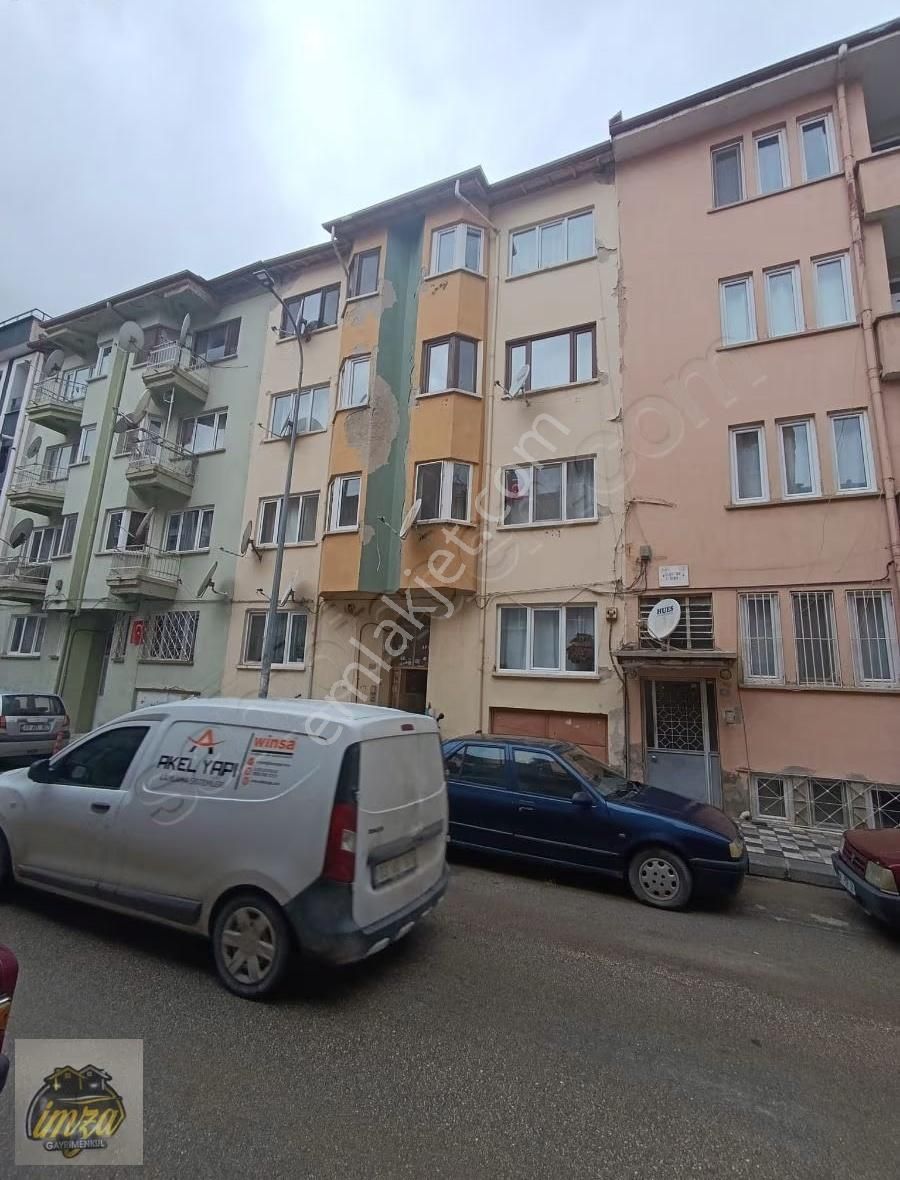 Afyon İmza Gayrimenkul Dervişpasa Mh 2+1