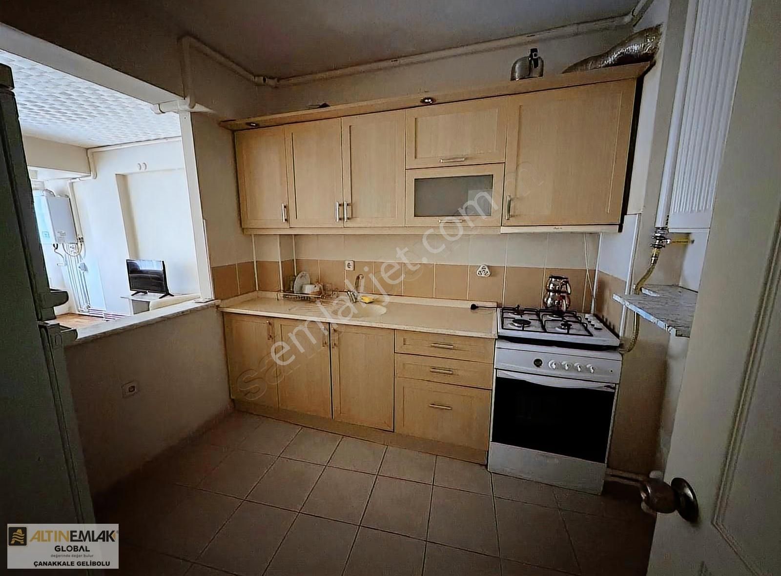 Altın Emlaktan Çarşı Merkezde Full Eşyalı 3+1 Kiralık Daire - Görsel 5