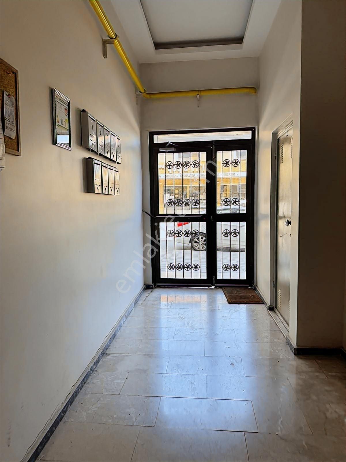 Oscar'dan Çamlıca'nın En Güzel Konumunda Ara Kat 3+1 - Görsel 18