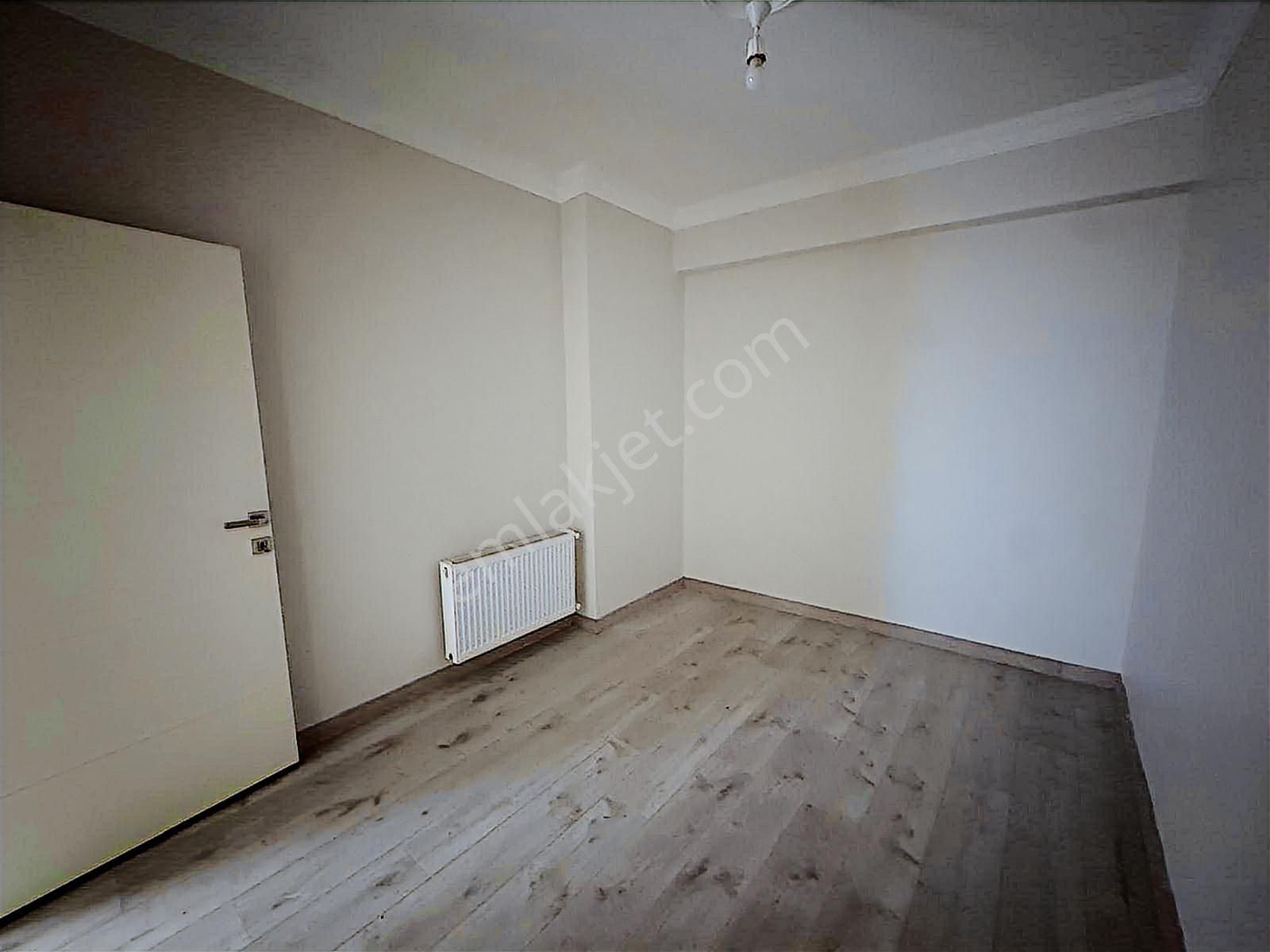 Oscar'dan Çamlıca'nın En Güzel Konumunda Ara Kat 3+1 - Görsel 28