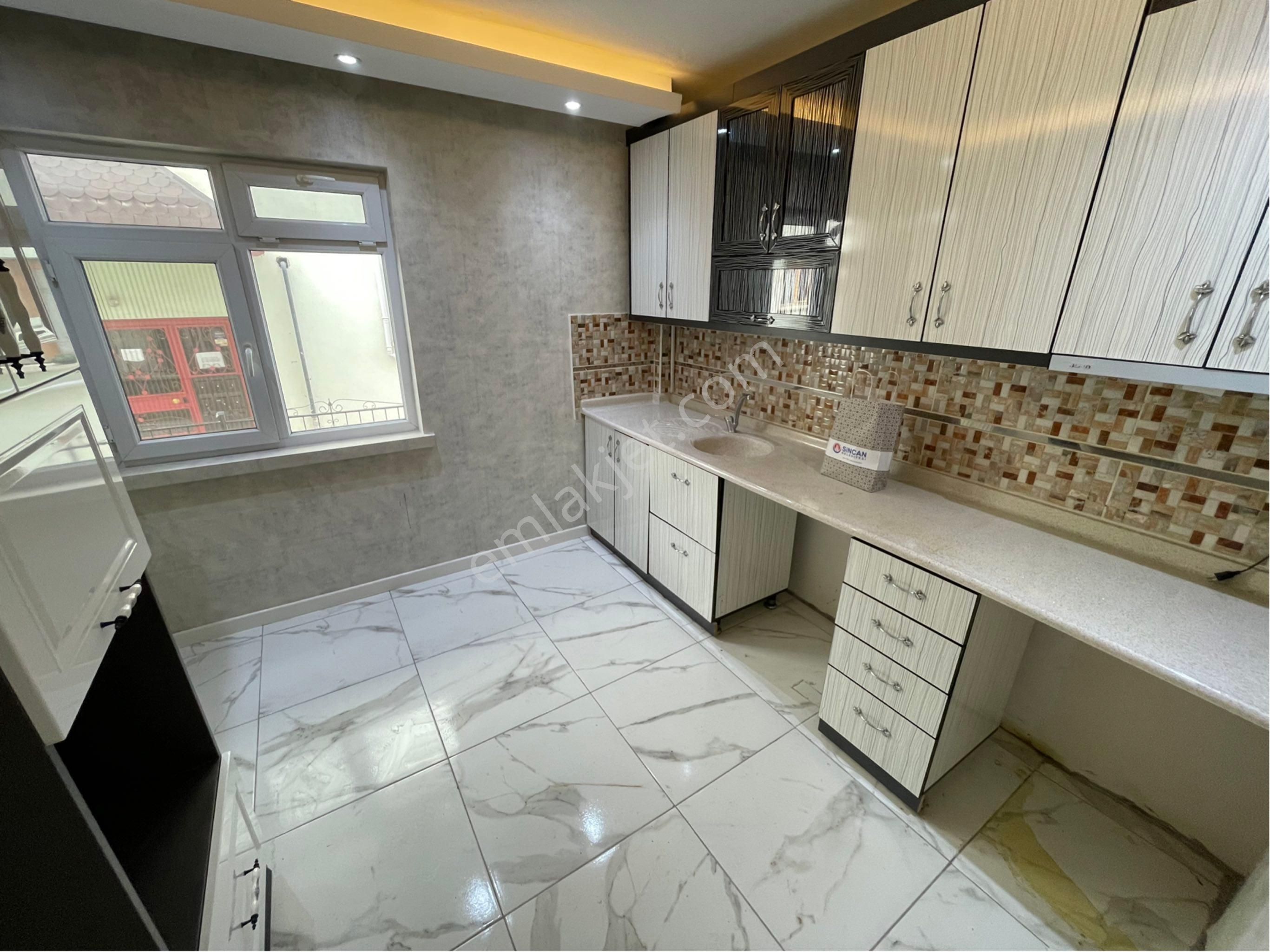 Sincan Mareşal Çakmak Mh.'de 2+1 Kiralık Daire - Görsel 2