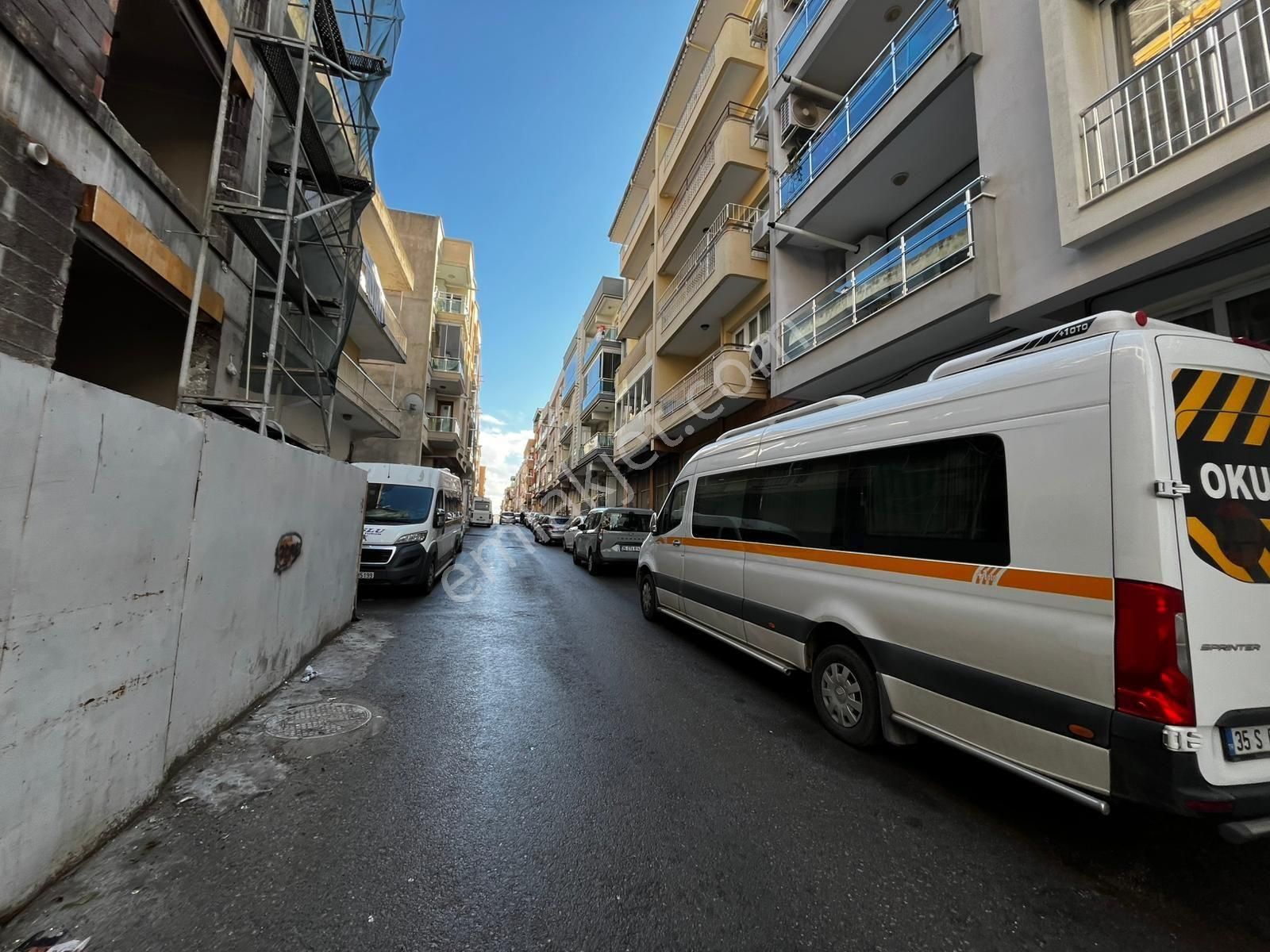 Küçük Çiğli'de Sahibinden 2+1 Doğalgazlı - Görsel 29