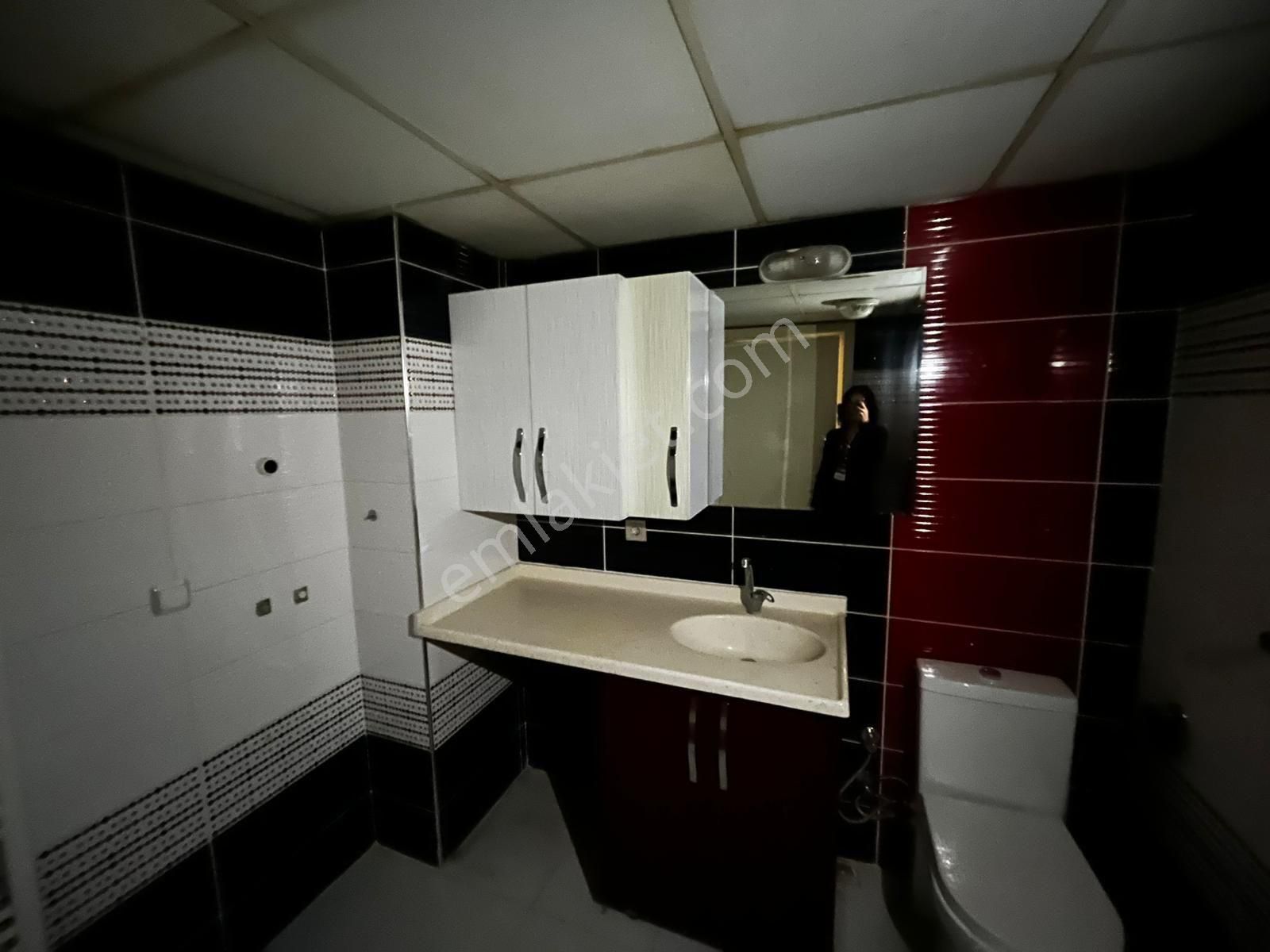 Küçük Çiğli'de Sahibinden 2+1 Doğalgazlı - Görsel 19