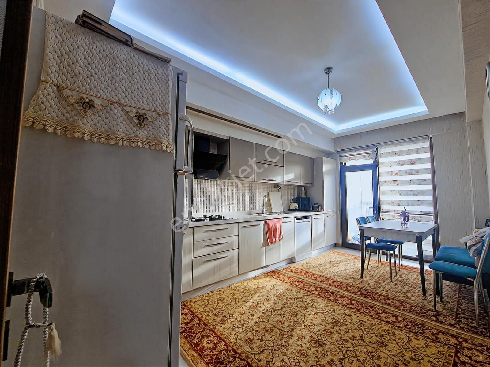 Metin Gönülalan'dan Çırağan Konutlarında 3+1 Lüks Daire - Görsel 11