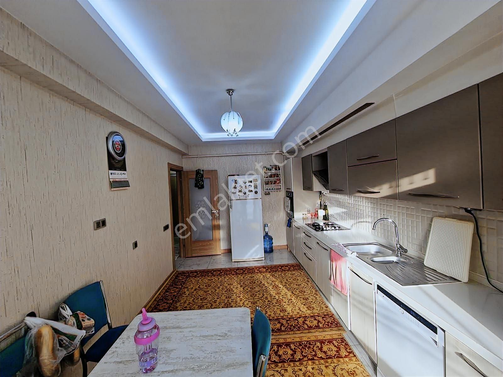 Metin Gönülalan'dan Çırağan Konutlarında 3+1 Lüks Daire - Görsel 21