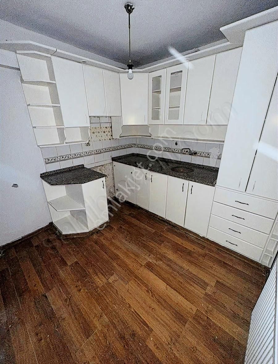 Çarşı Merkezde 3+1 Ara Kat Hesaplı Daire - Görsel 18