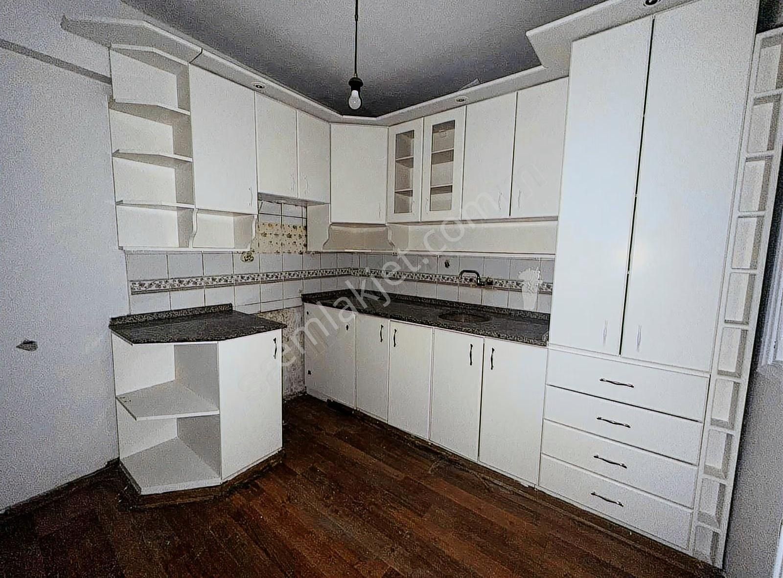 Çarşı Merkezde 3+1 Ara Kat Hesaplı Daire - Görsel 5