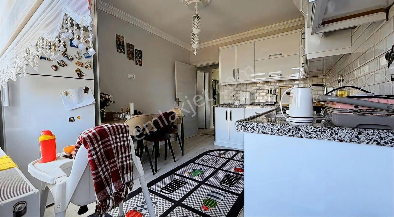 13 Eylül Mahallesi 3+1 Ferah Çift Balkon Asansörlü Yeni Daire - Görsel 18