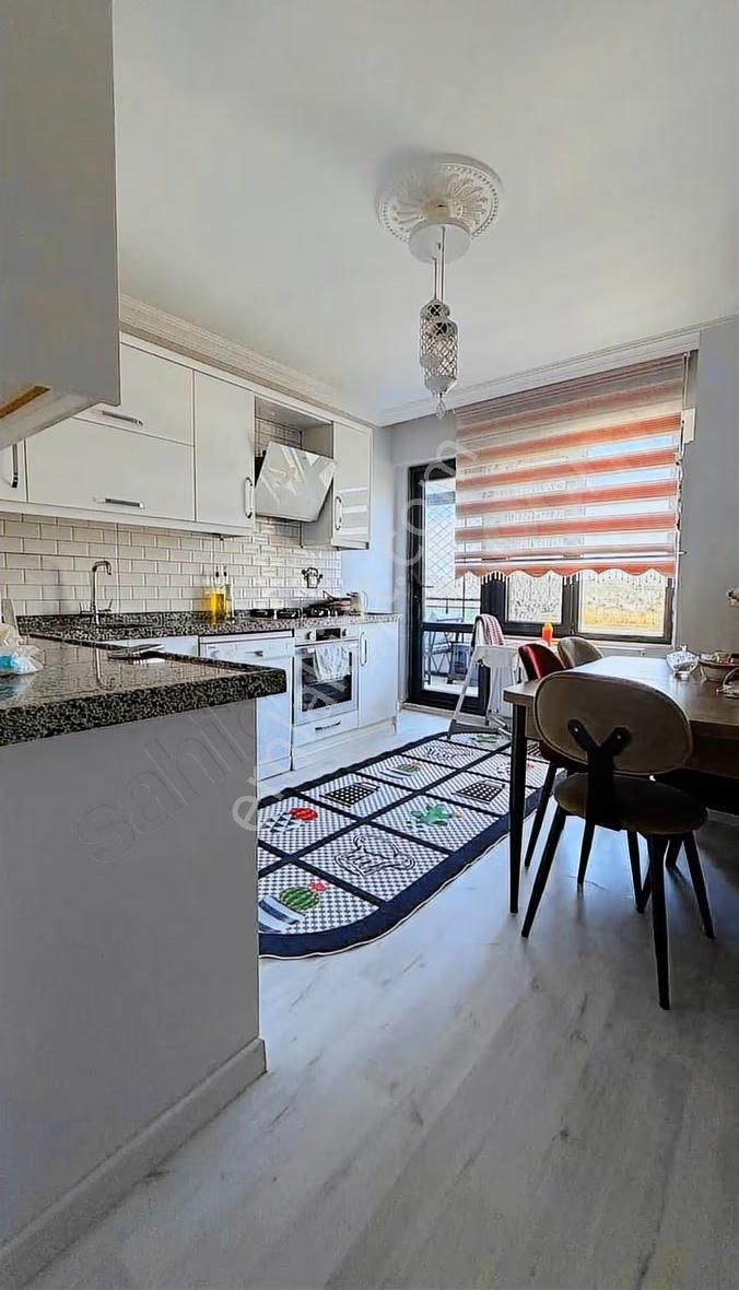 13 Eylül Mahallesi 3+1 Ferah Çift Balkon Asansörlü Yeni Daire - Görsel 7