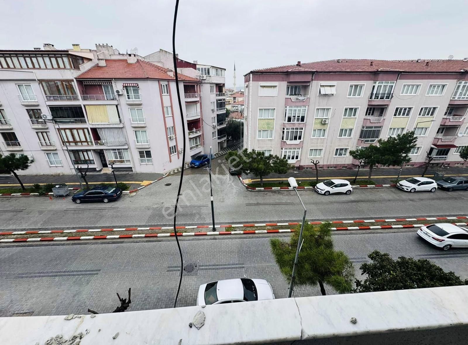300 Evler Arakat Sıcak Sulu Çift Balkon Daire - Görsel 3