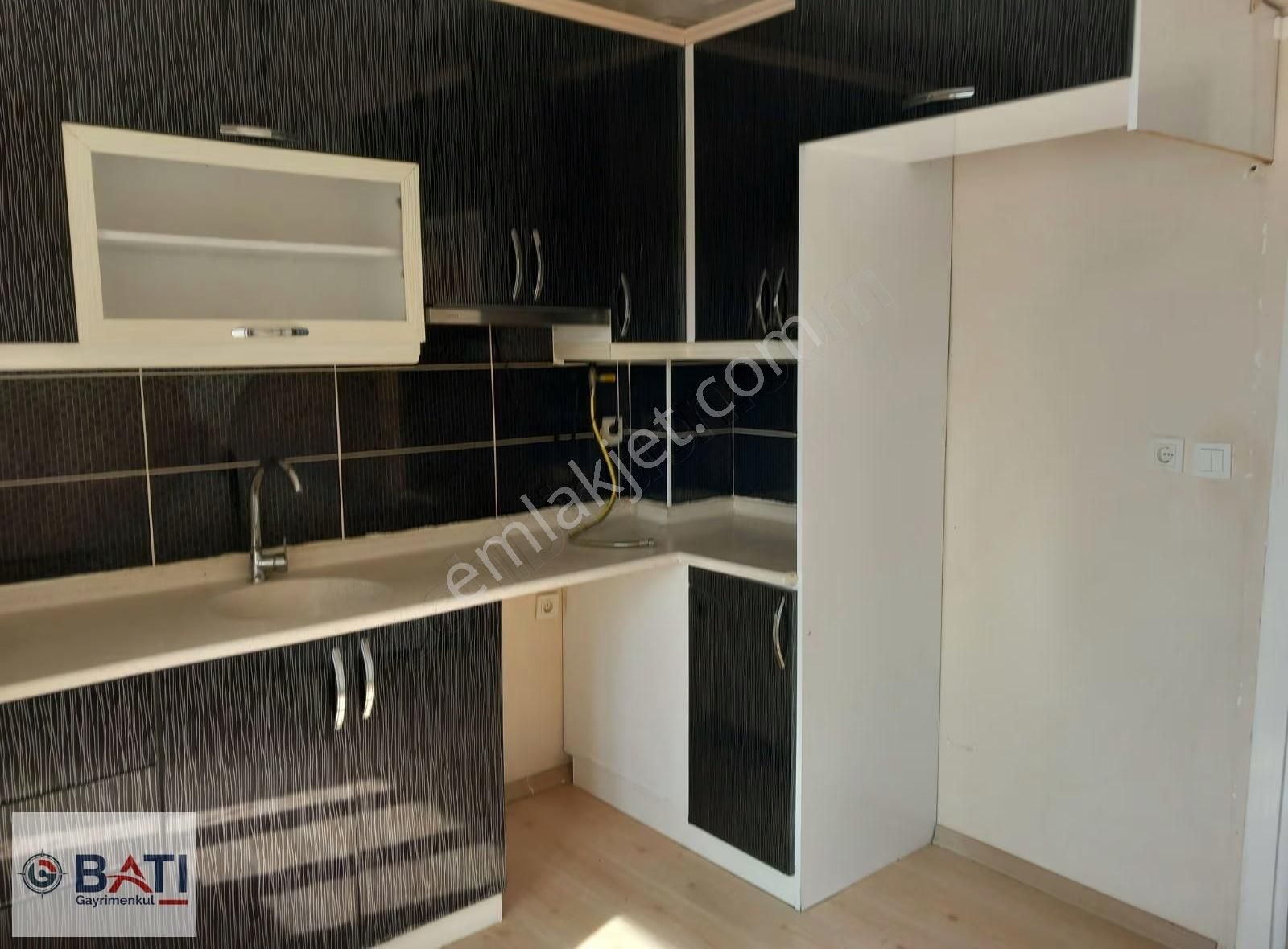 Torbalı Batı Gayrimenkul Den Kiralık 3+1 - Görsel 10