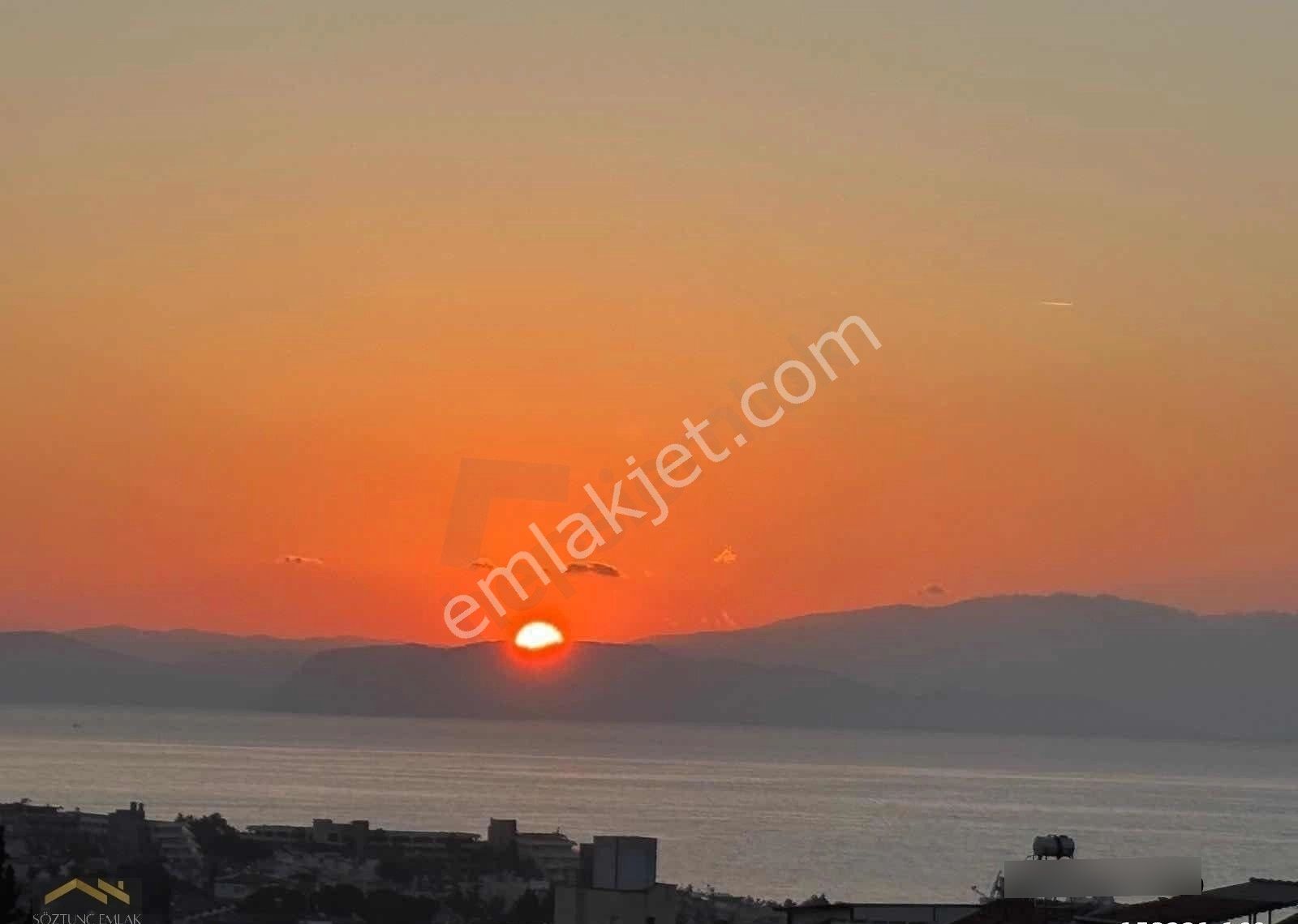 Kuşadası Özboğaziçi Sitesinde 4+1 Tripleks Deniz Manzaralı - Görsel 6