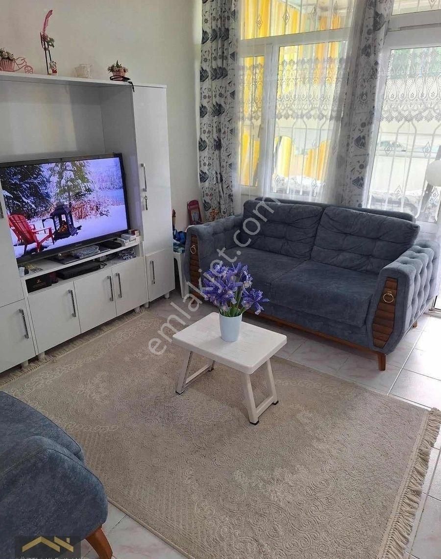 Kuşadası Özboğaziçi Sitesinde 4+1 Tripleks Deniz Manzaralı - Görsel 9