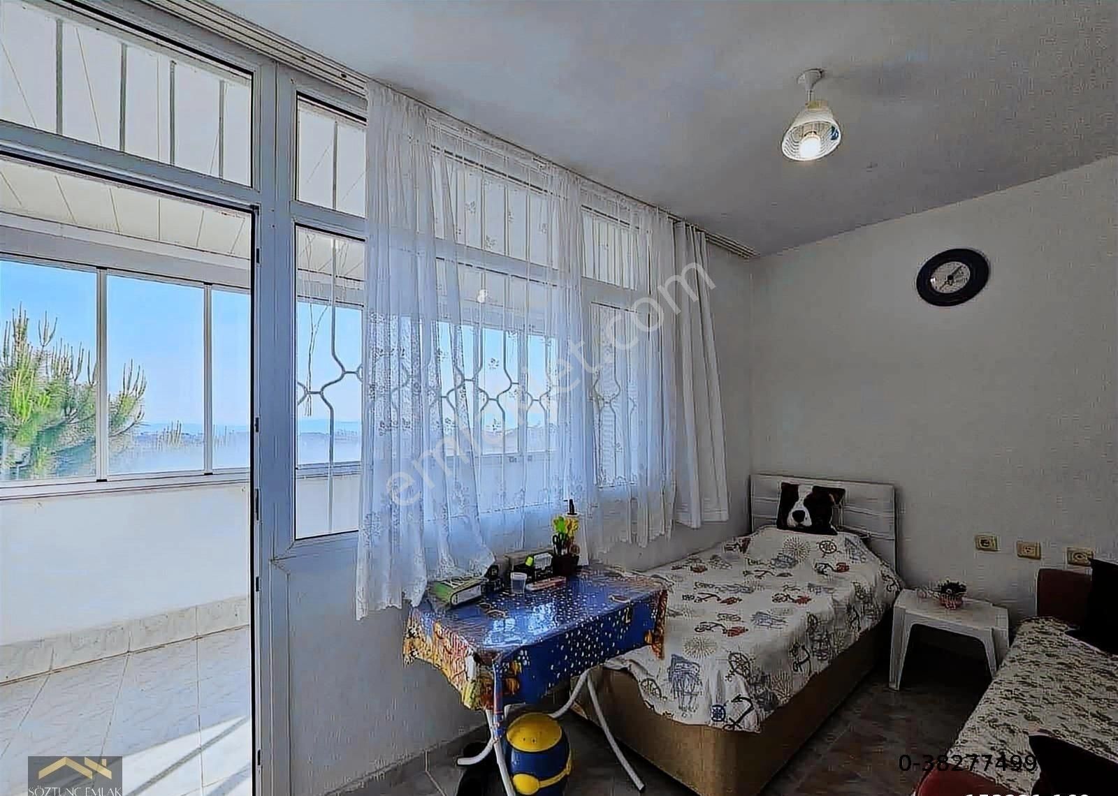 Kuşadası Özboğaziçi Sitesinde 4+1 Tripleks Deniz Manzaralı - Görsel 16