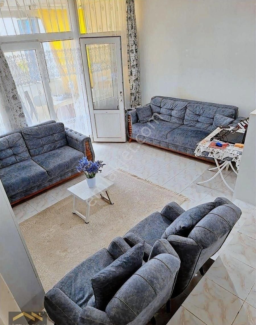 Kuşadası Özboğaziçi Sitesinde 4+1 Tripleks Deniz Manzaralı - Görsel 5