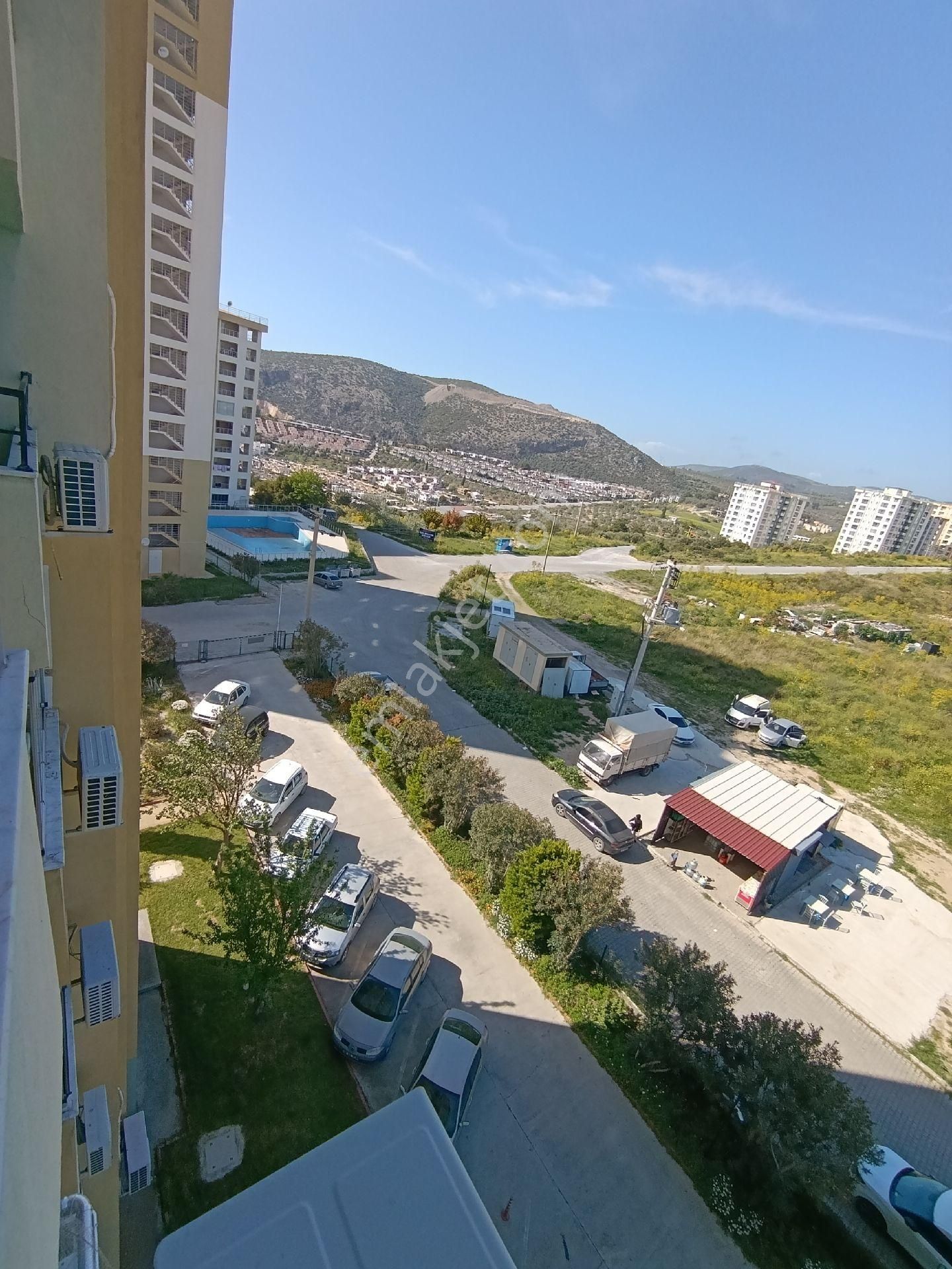 Kuşadası Değirmendere'de Havuzlu Site İçinde 2+1 Kiralık Daire - Görsel 7