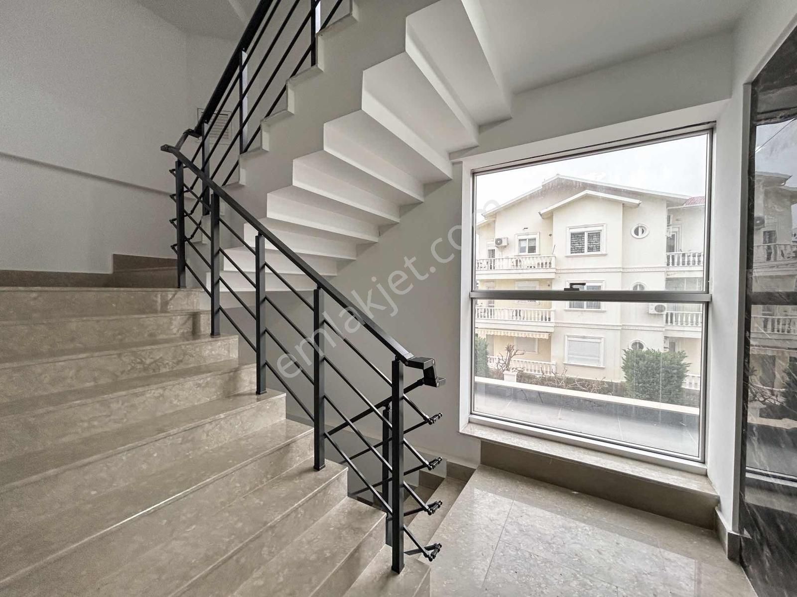 Belekte Havuzlu Site İçerisinde Asansörlü 2+1 Satılık Daire - Görsel 7