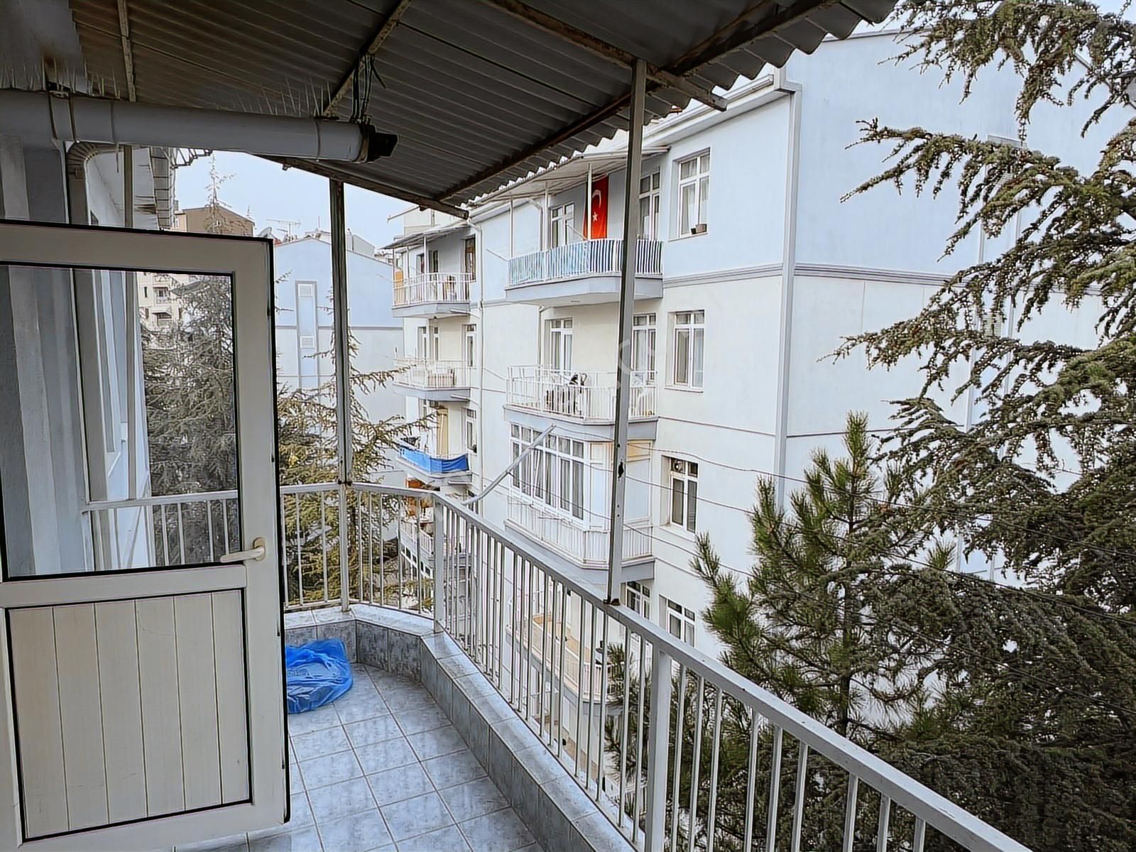 Kartal'dan Ergazi'de Mantolamalı 3+1 Kombili Kiralık Daire - Görsel 22