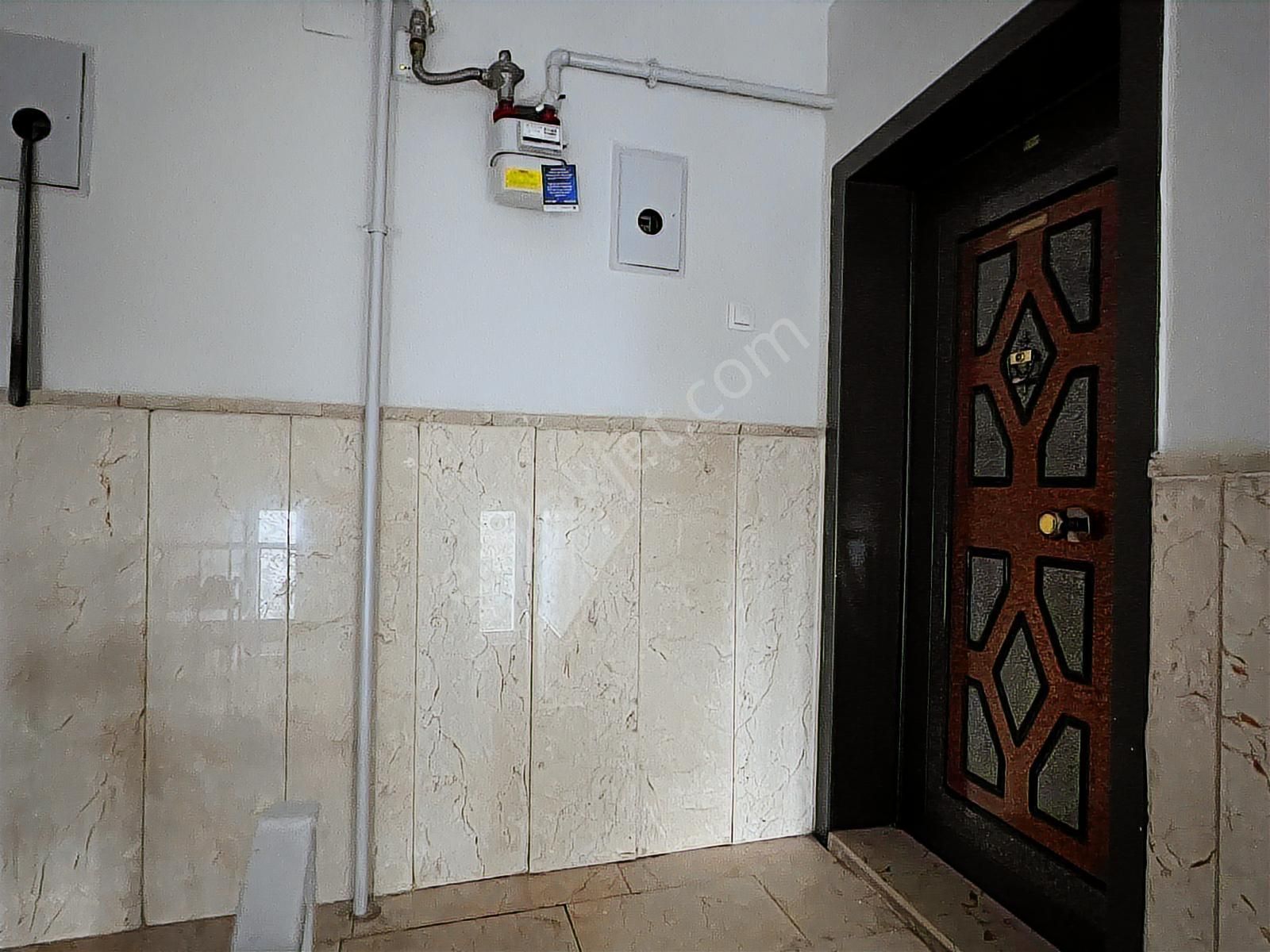 Kartal'dan Ergazi'de Mantolamalı 3+1 Kombili Kiralık Daire - Görsel 3
