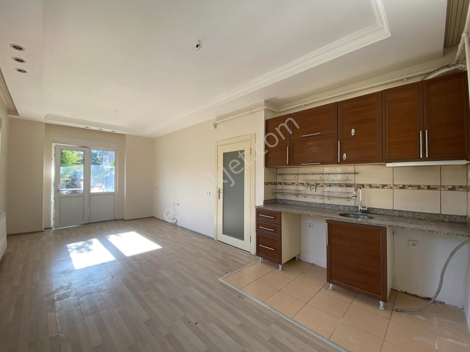 Konyaaltı Uluç Hayat Park Karşısı Site İçi Kombili 2+1 - Görsel 7