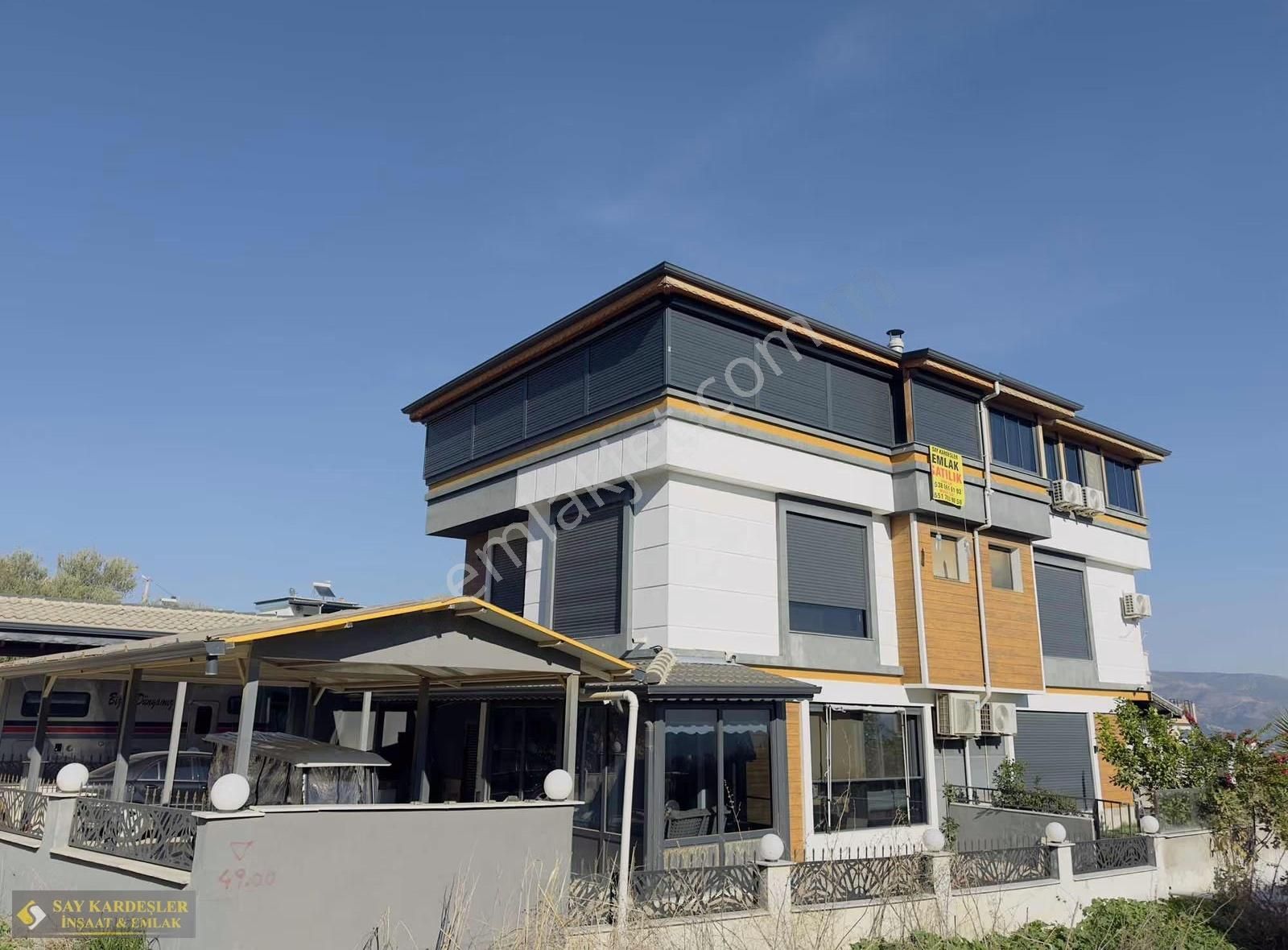 İzmir Seferihisar Doğanbey De Deniz Manzaralı Satılık 2+2 Villa