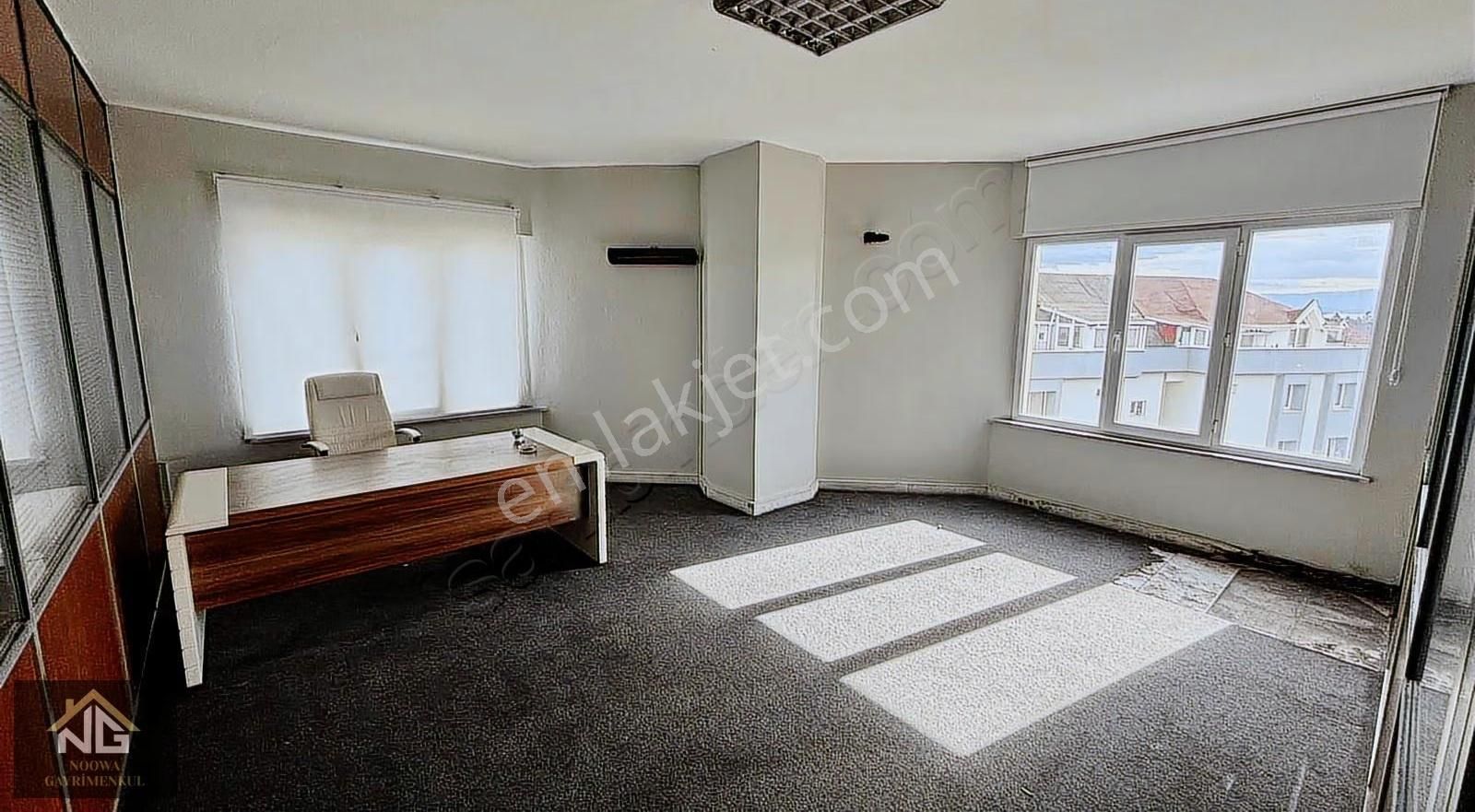 Tuzla Merkezde Cadde Üzeri Eşyalı Kiralık Ofis - Görsel 3