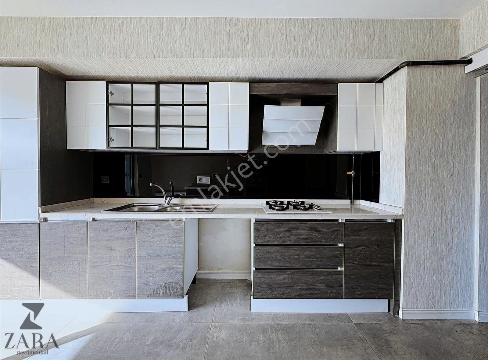 ▄zara▄vadi Manzarada 5 Milyon Tl Krediye Uygun 3+1 Ara Kat 135m² - Görsel 25