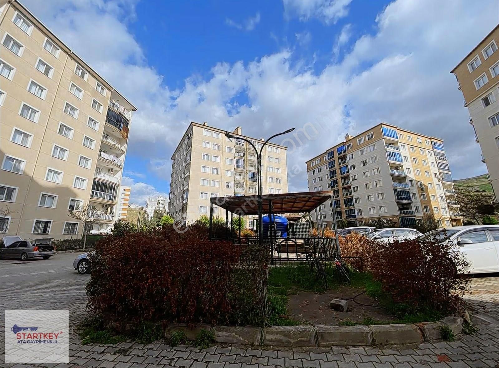 Çiğli Cumhuriyet Mahallesi Centaş Sitesi'nde 3+1 Satılık Daire - Görsel 16