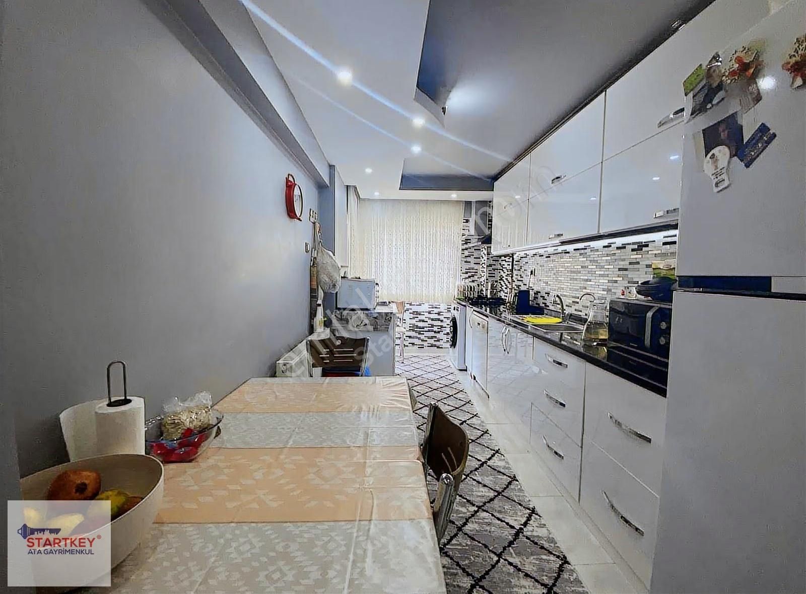 Çiğli Cumhuriyet Mahallesi Centaş Sitesi'nde 3+1 Satılık Daire - Görsel 4