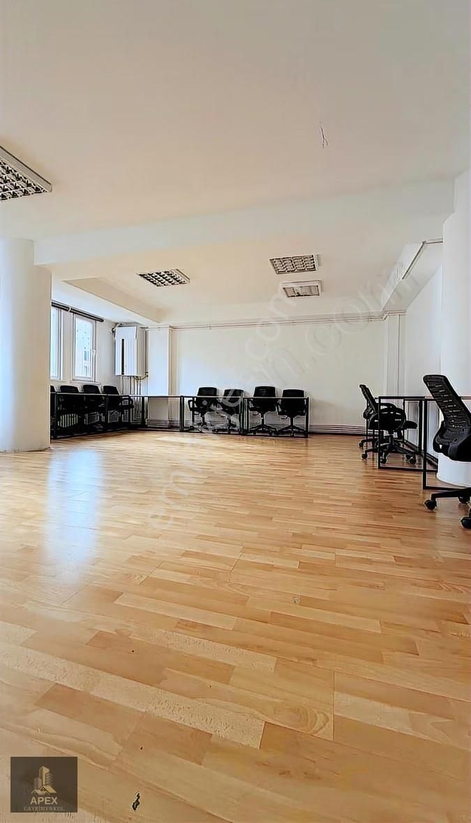 Levent'e Çok Yakın Ana Cadde Üzerinde Kiralık Homefise Uygun - Görsel 20